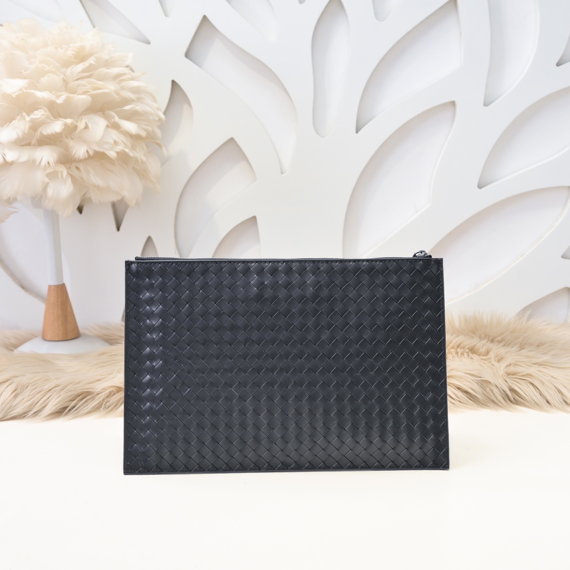 Bottega Veneta-Inspired Woven Leather Clutch Bag, Stylish Handbag for Men 4 i1722447467 8771 7
