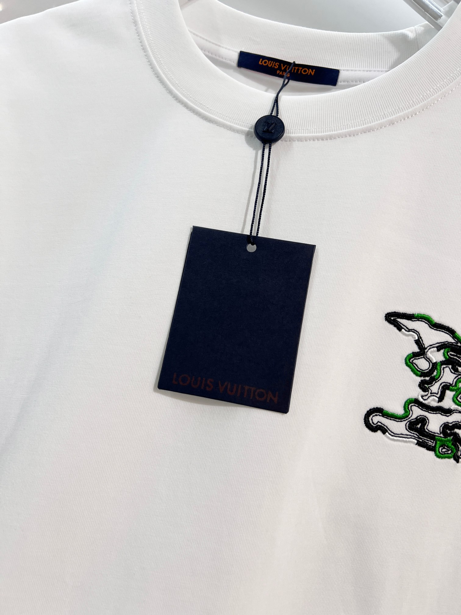 Louis Vuitton Louis Vuitton 路易威登 LV 驴家 2026新款 前后拼色万针刺绣logo 短袖t恤