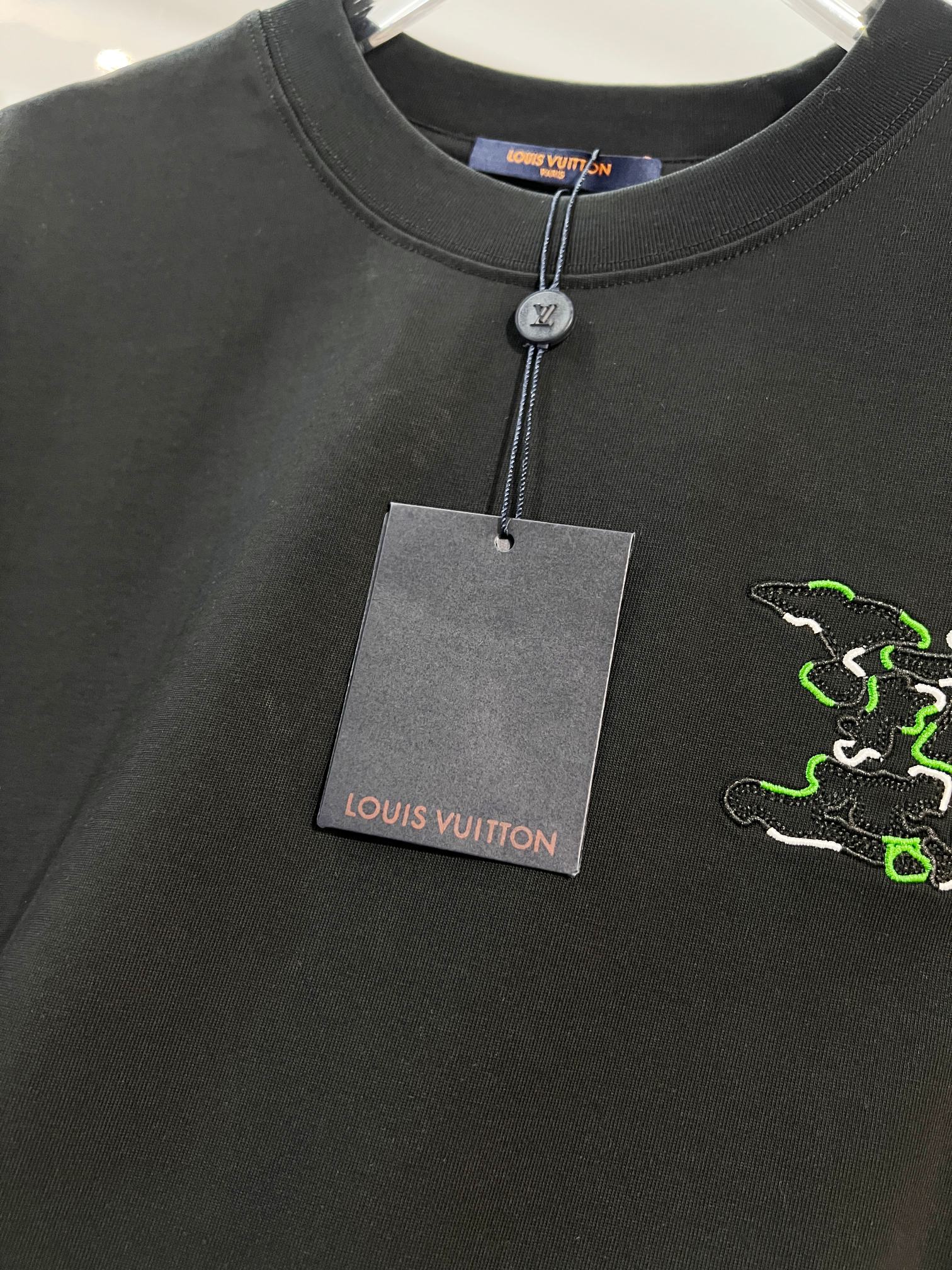 Louis Vuitton Louis Vuitton 路易威登 LV 驴家 2026新款 前后拼色万针刺绣logo 短袖t恤