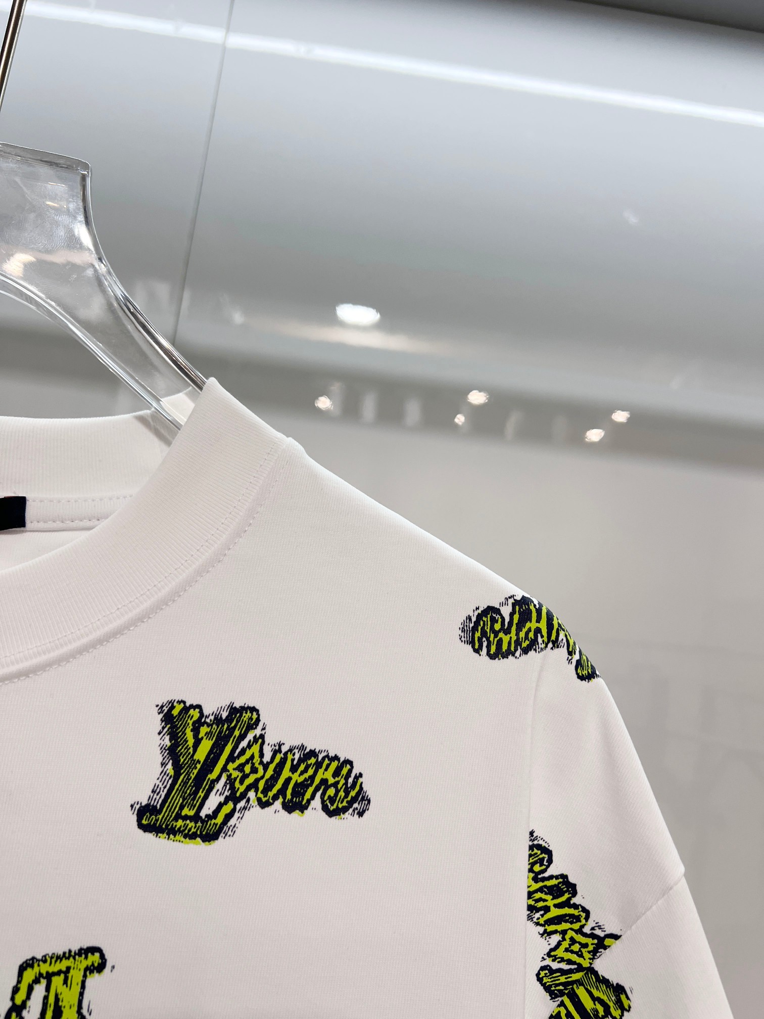 Louis Vuitton Louis Vuitton 路易威登 LV 驴家 全身涂鸦logo 短袖t恤