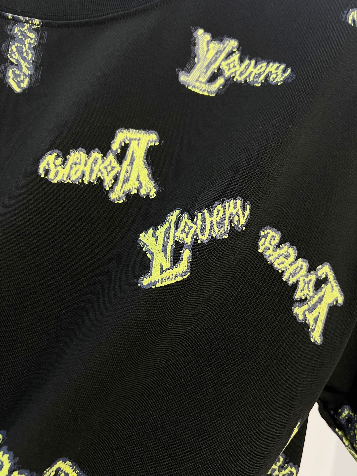 Louis Vuitton Louis Vuitton 路易威登 LV 驴家 全身涂鸦logo 短袖t恤