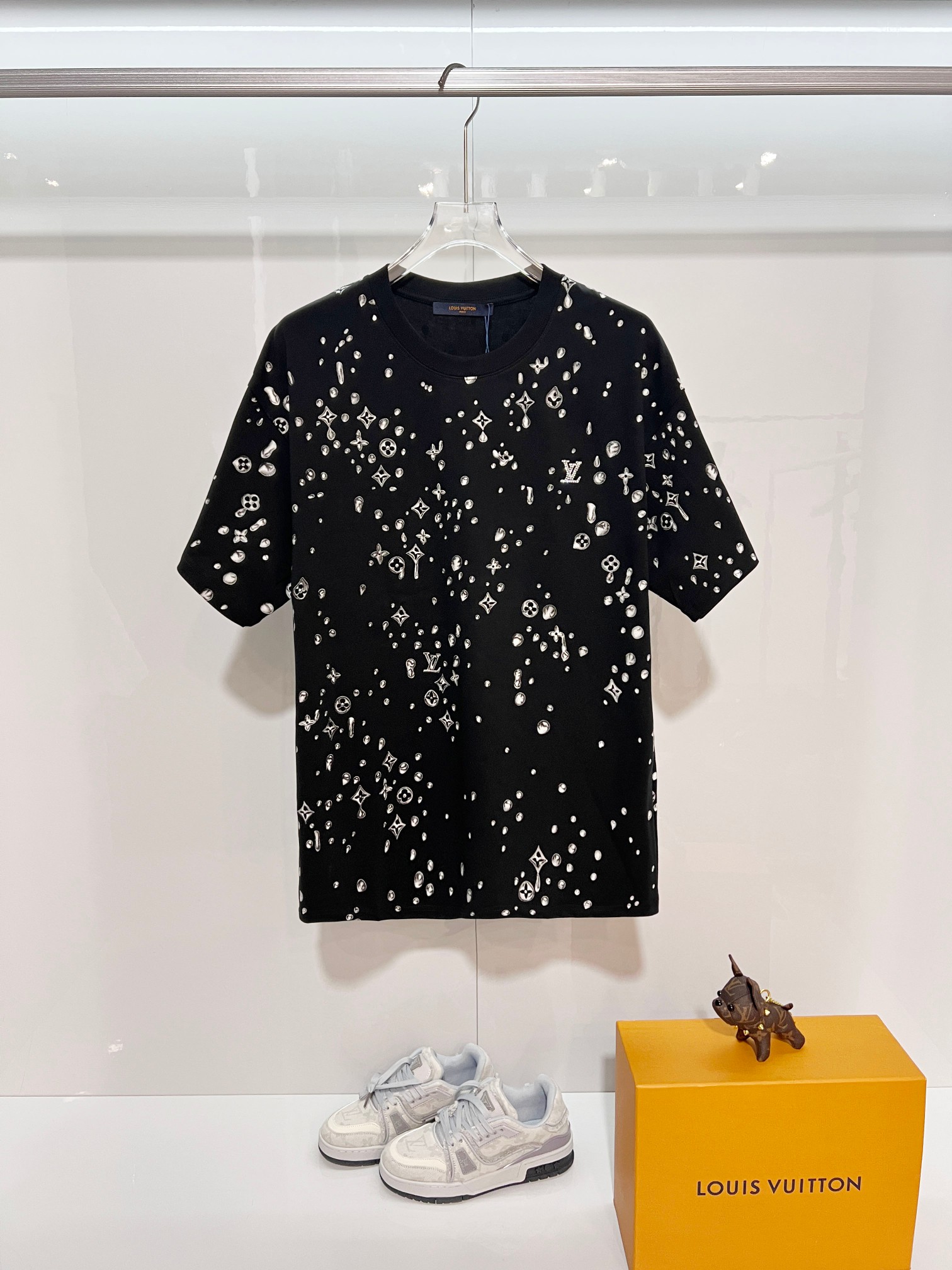 P90 Louis Vuitton/Louis Vuitton Camiseta de manga corta con cuello redondo de 320 g de alta calidad Marca clásica 1V Lu…