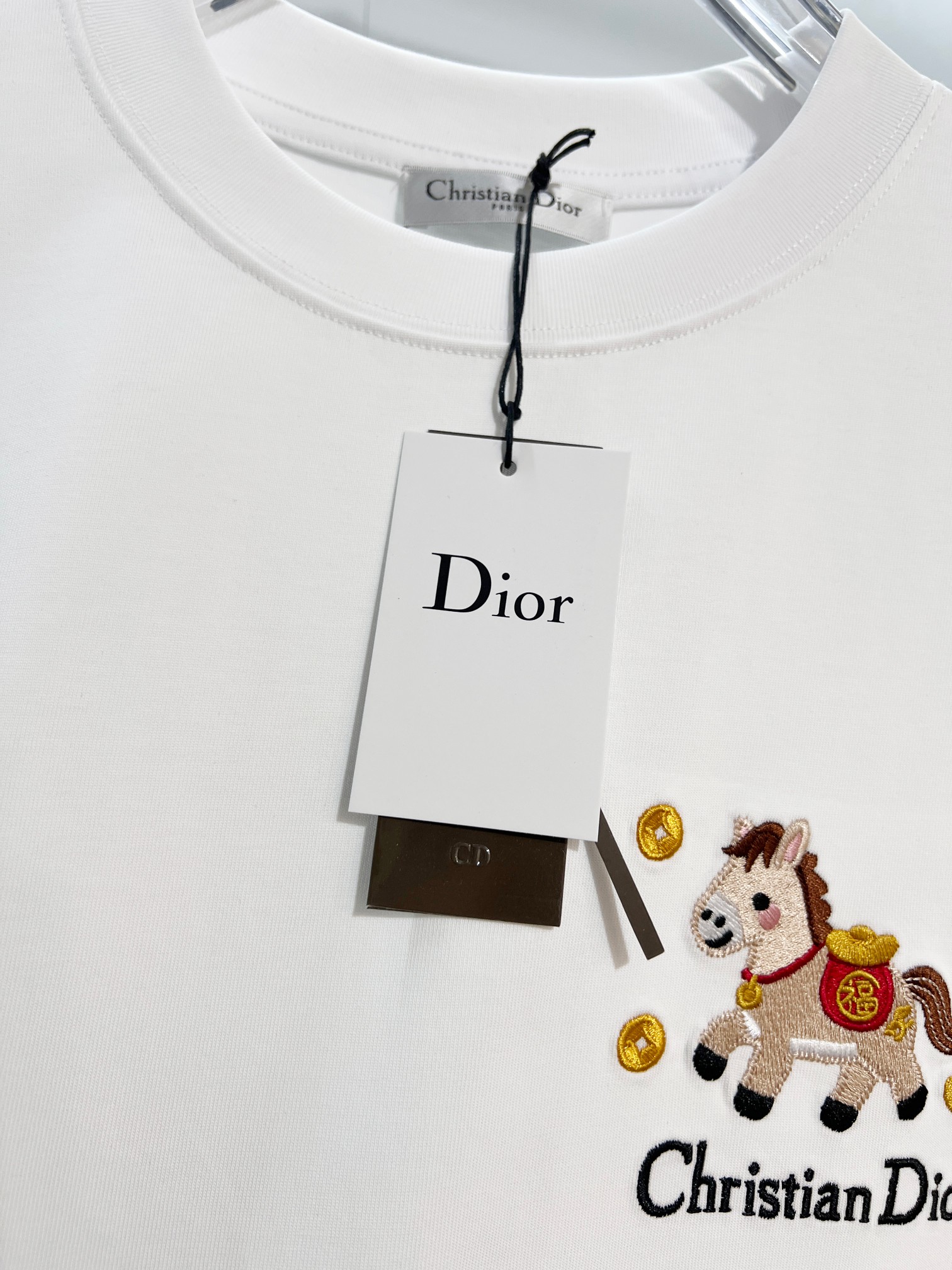 Dior DIOR 迪奥 2026新款 马年限定 金银财宝福马刺绣字母logo 短袖t恤
