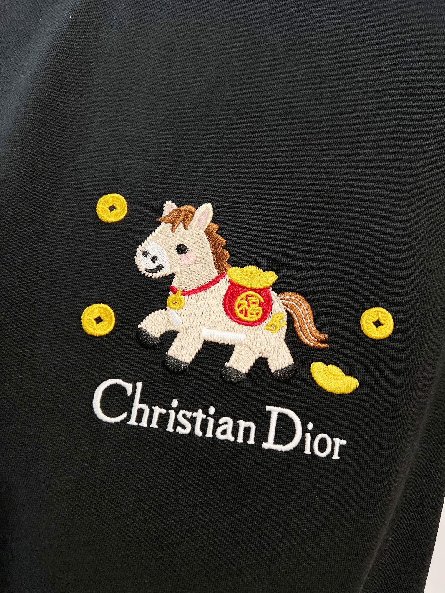 Dior DIOR 迪奥 2026新款 马年限定 金银财宝福马刺绣字母logo 短袖t恤