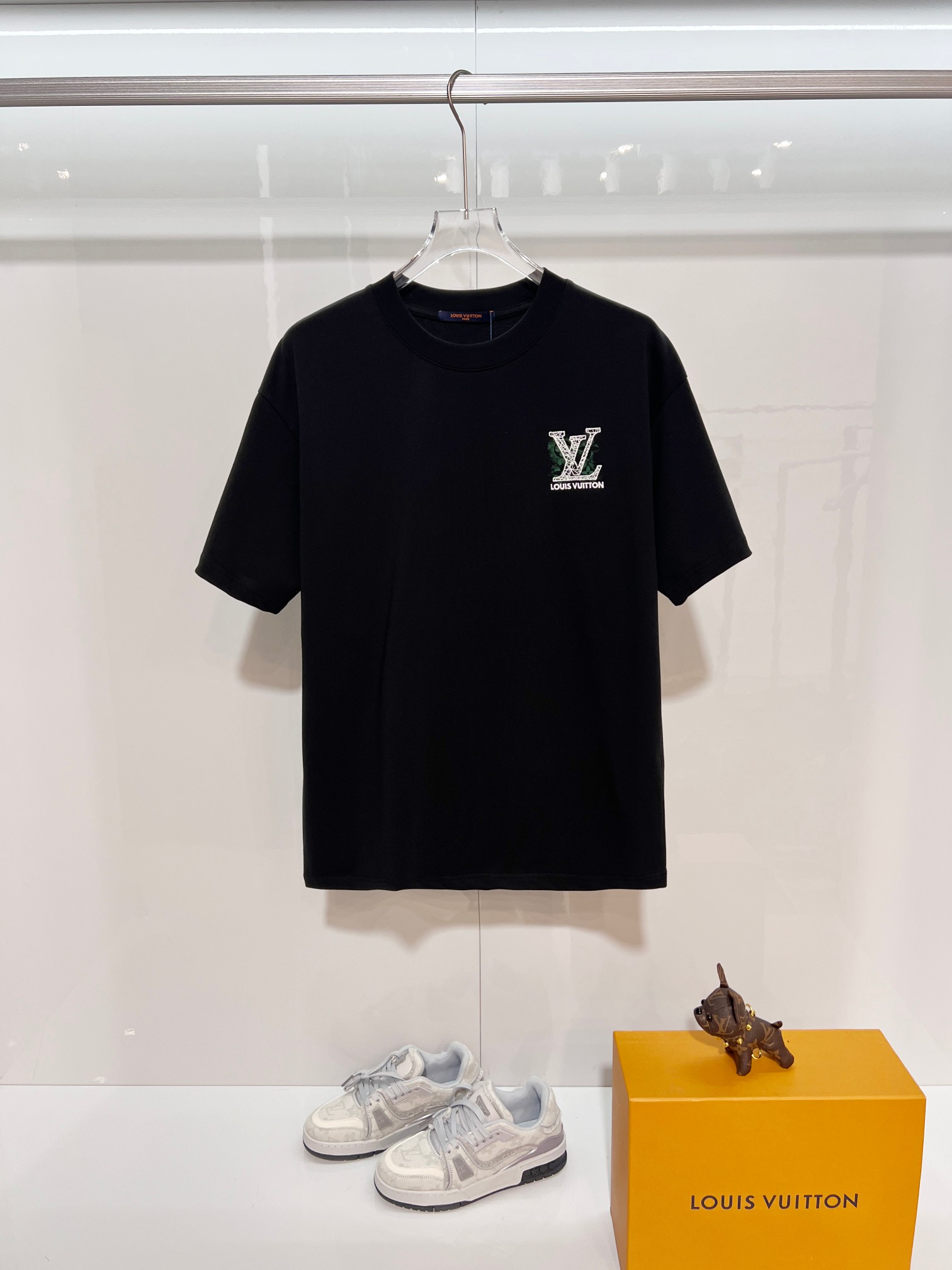 P80 Louis Vuitton/路易威登 camiseta de cuello redondo de alta calidad de 320 gramos, clásico de la marca 1V, casa de burros…