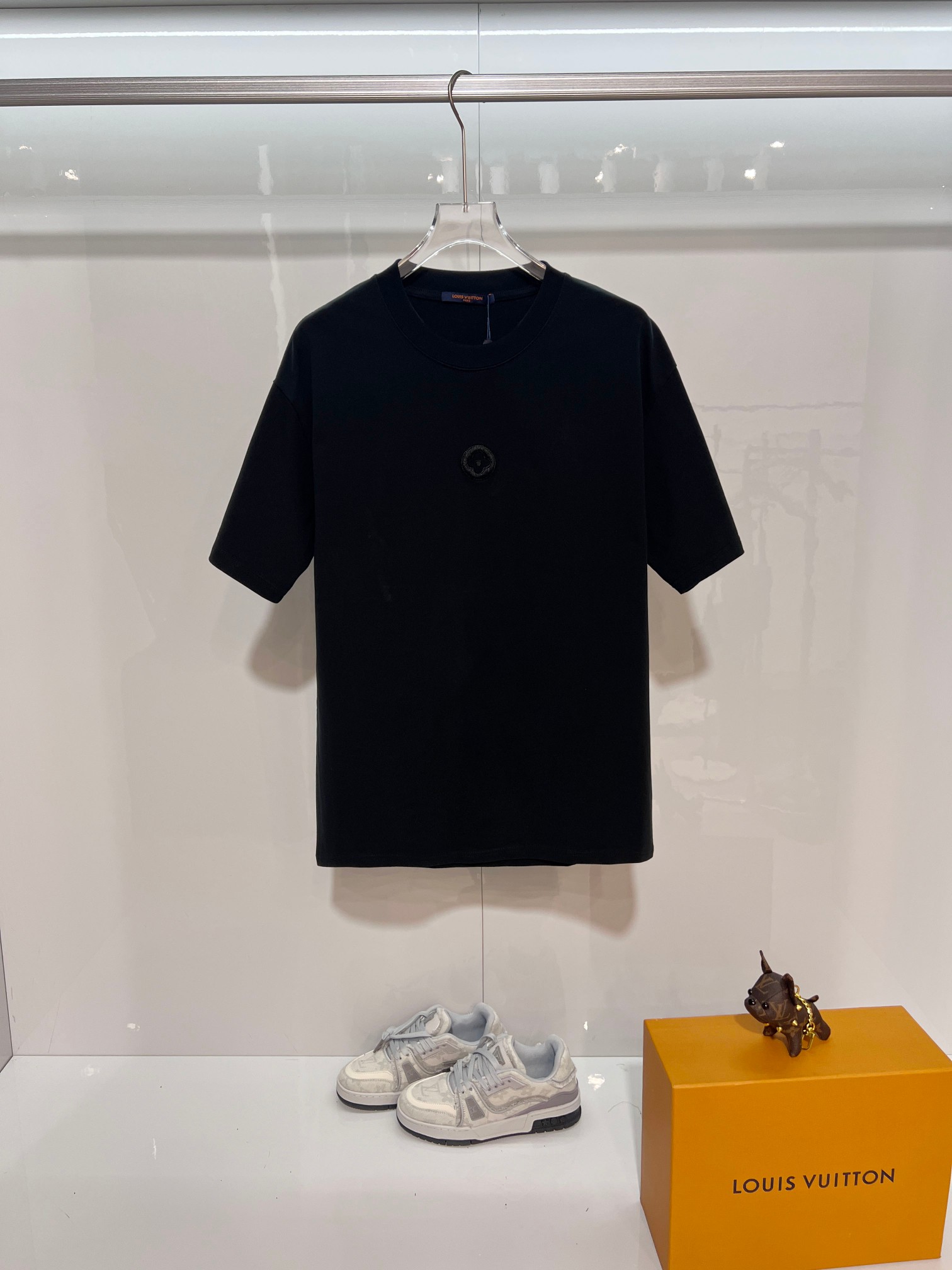 P90 Louis Vuitton/路易威登 camiseta de cuello redondo de alta calidad de 320 gramos, clásico de la marca 1V, casa de burros…