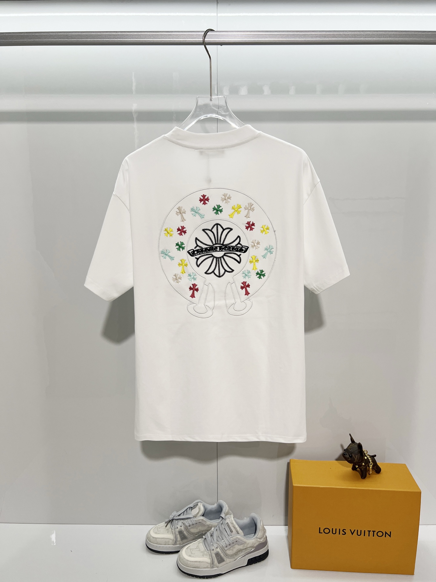 Chrome Hearts Chrome Hearts 克罗心 2026新款 多重刺绣工艺 彩绣梵文马蹄花字母logo 短袖t恤