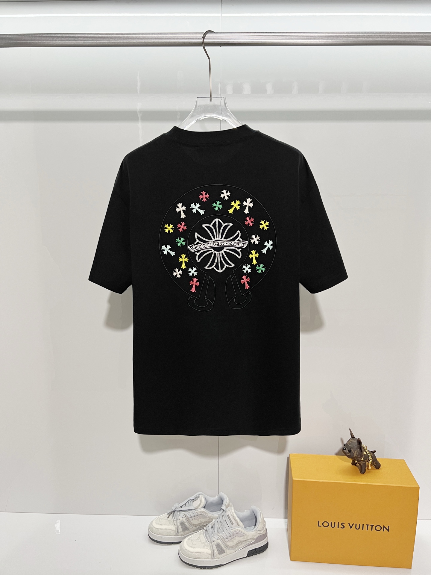 Chrome Hearts Chrome Hearts 克罗心 2026新款 多重刺绣工艺 彩绣梵文马蹄花字母logo 短袖t恤