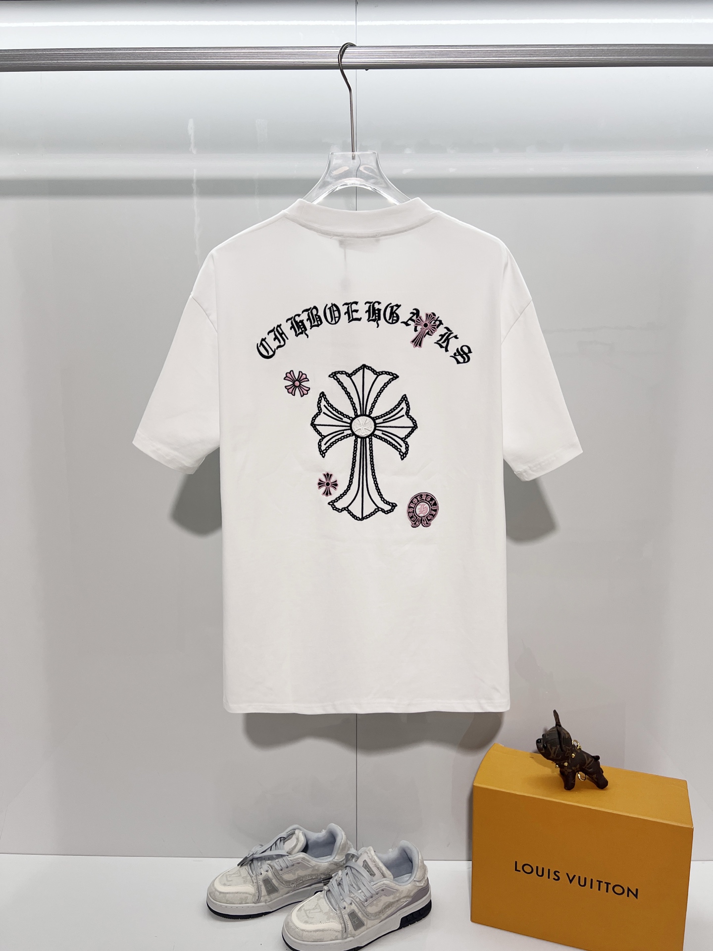 Chrome Hearts Chrome Hearts 克罗心 2026新款 拼皮+多种工艺刺绣字母logo 短袖t恤