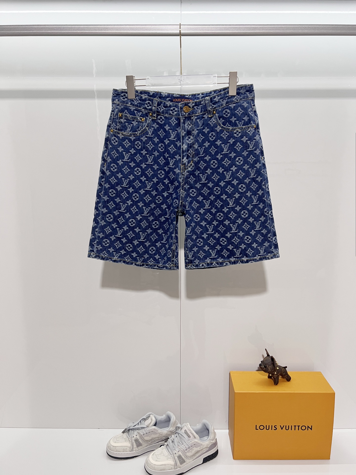 Louis Vuitton Louis Vuitton/路易威登 LV 驴家 2026新款 全身提花四叶草字母logo 牛仔短裤