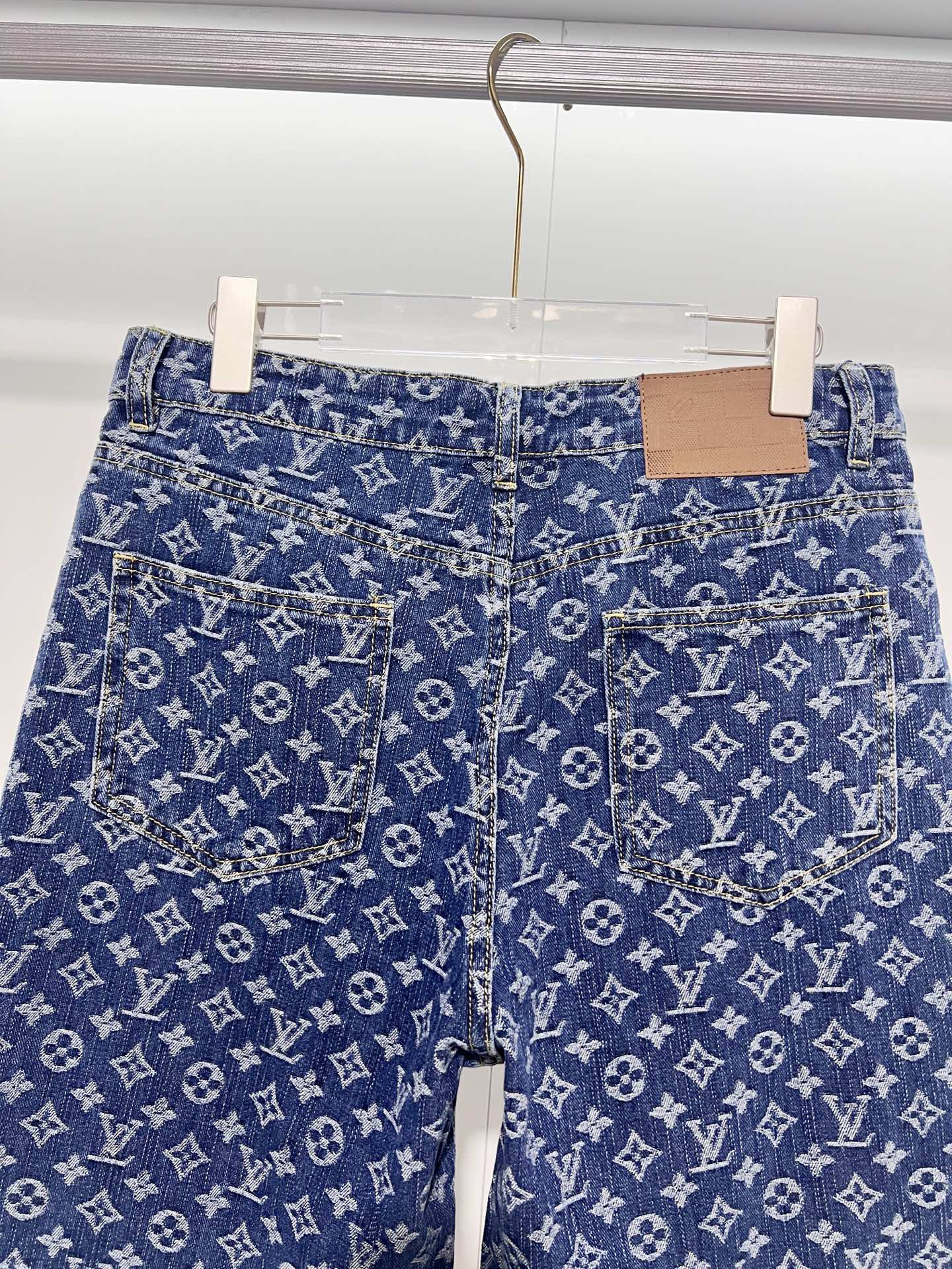Louis Vuitton Louis Vuitton/路易威登 LV 驴家 2026新款 全身提花四叶草字母logo 牛仔短裤