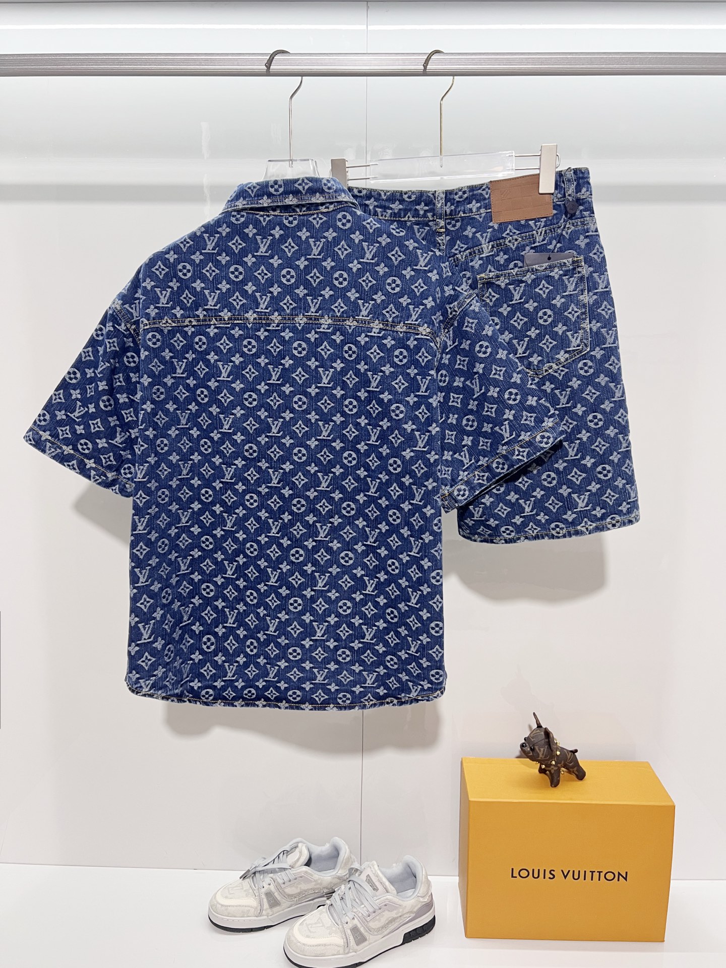 Louis Vuitton Louis Vuitton/路易威登 LV 驴家 2026新款 全身提花四叶草字母logo 牛仔短裤