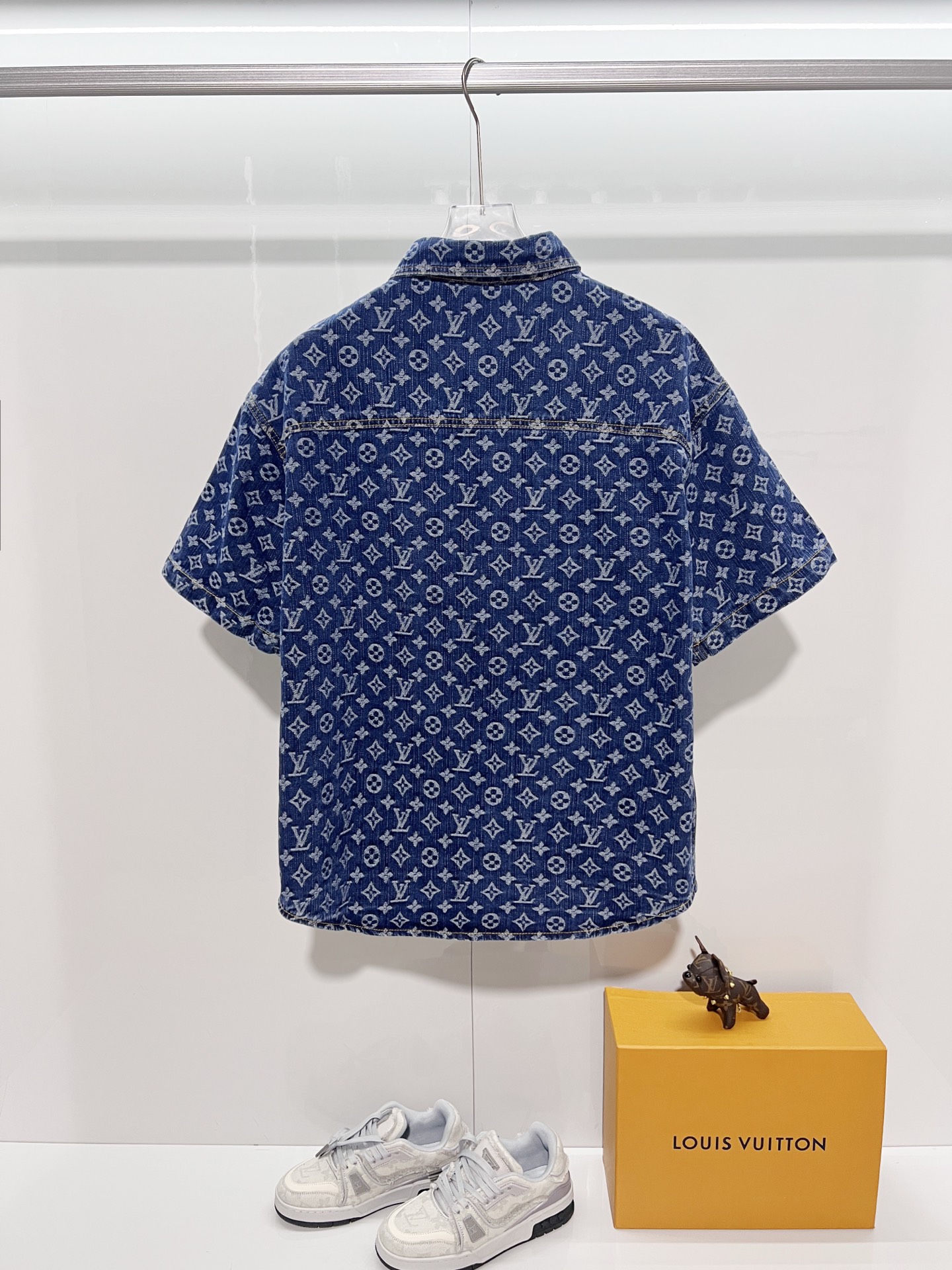 Louis Vuitton Louis Vuitton/路易威登 LV 驴家 全身提花四叶草字母logo 短袖牛仔衬衣