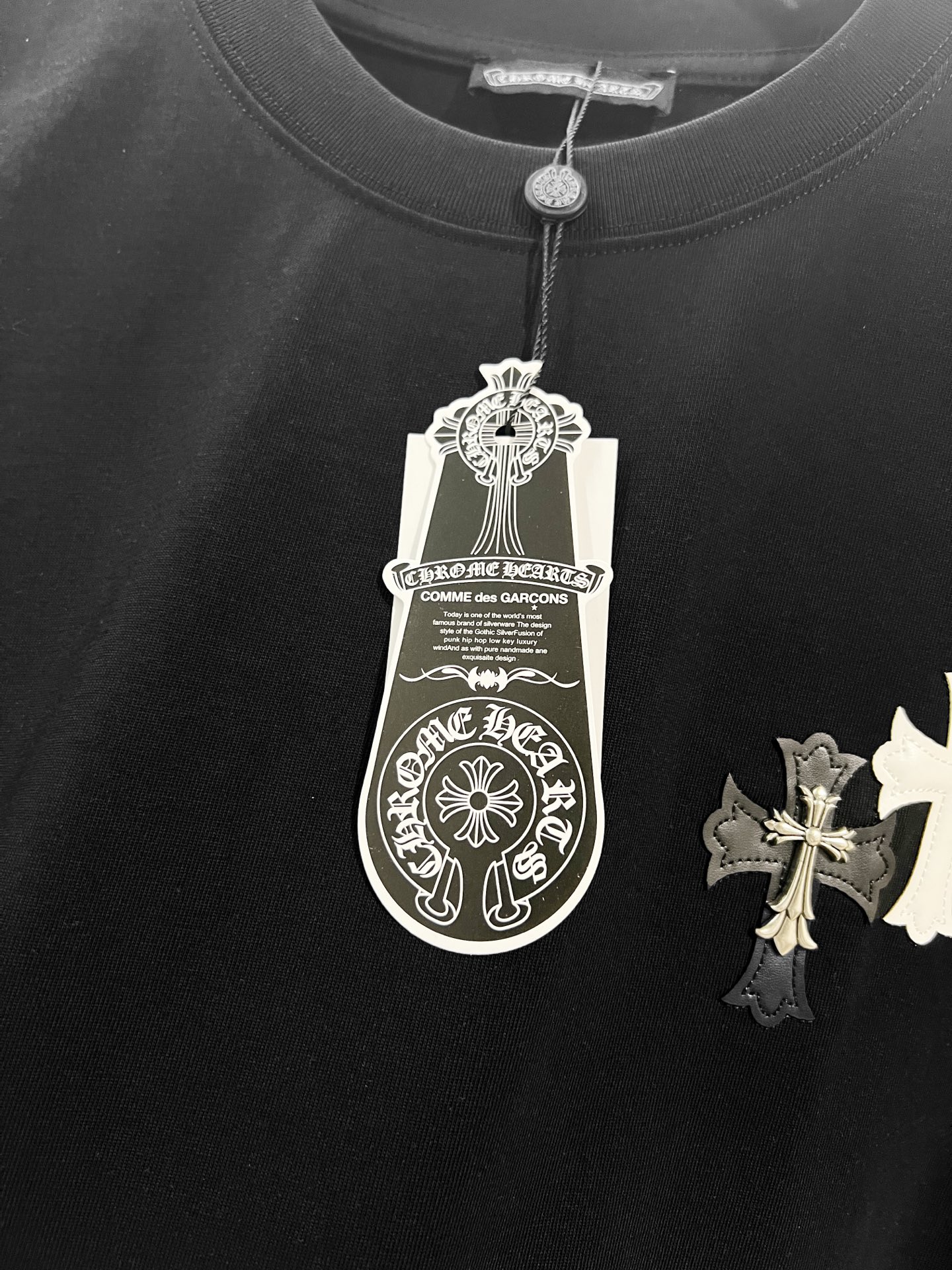 Chrome Hearts Chrome Hearts 克罗心 2026新款 拼皮+金属十字架logo 短袖t恤