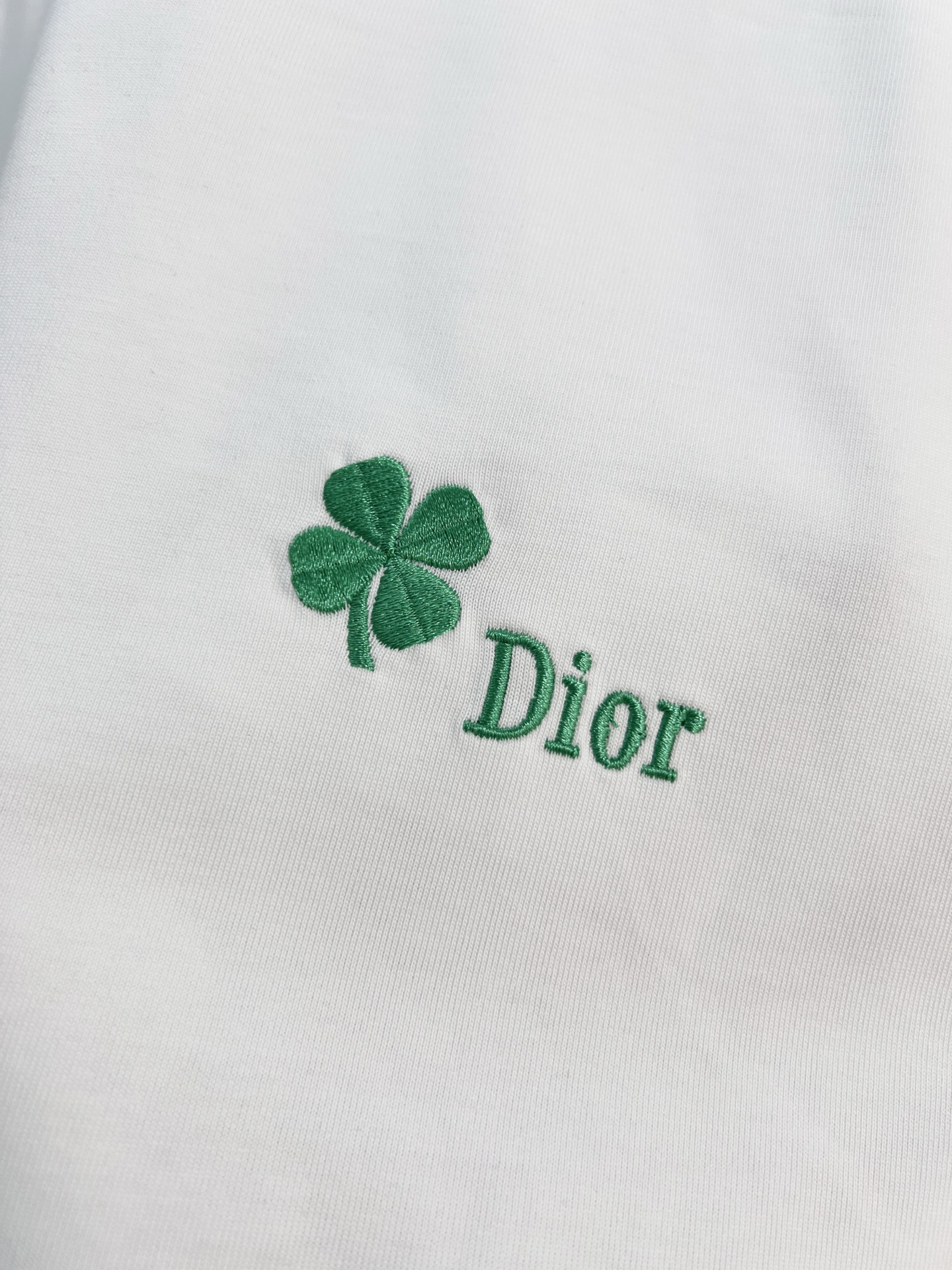 Dior DIOR 迪奥 2026新款 绿色刺绣四叶草字母logo 短袖t恤