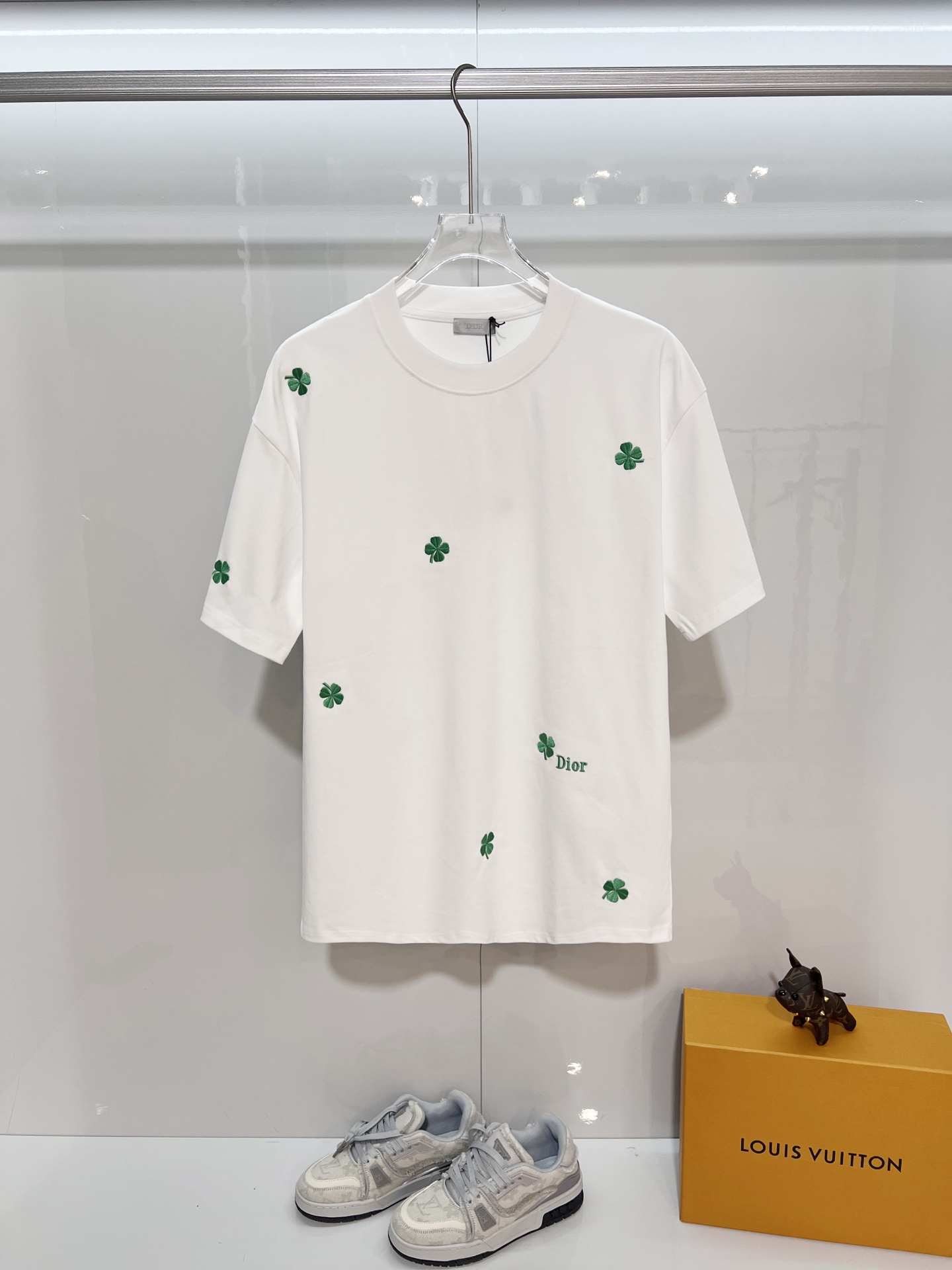 Dior DIOR 迪奥 2026新款 绿色刺绣四叶草字母logo 短袖t恤