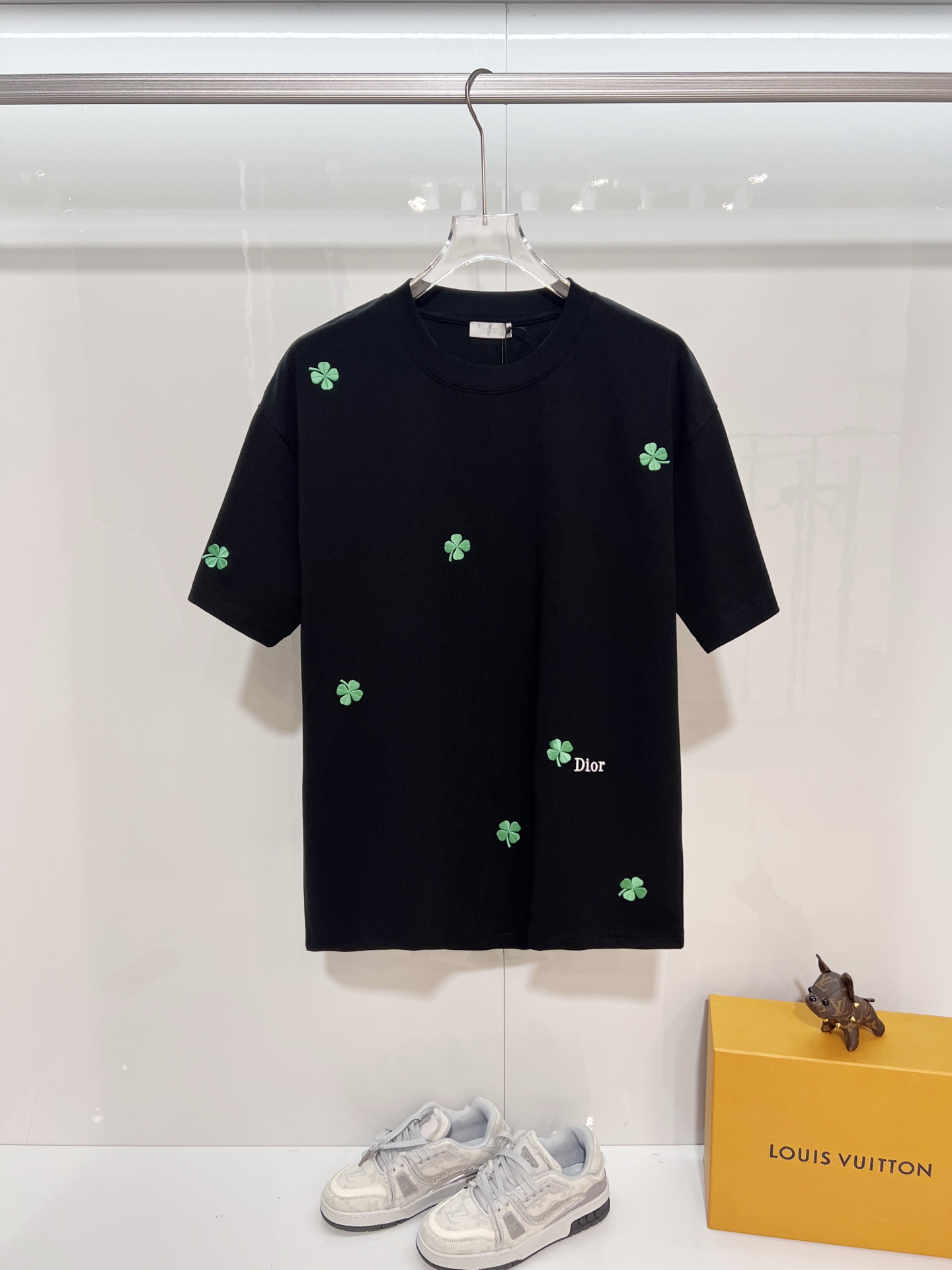Dior DIOR 迪奥 2026新款 绿色刺绣四叶草字母logo 短袖t恤