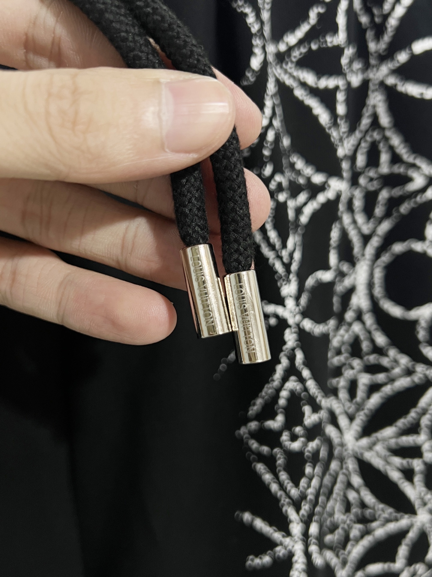 Louis Vuitton Louis Vuitton/路易威登 2026cc 轻奢主义 简约款 渐变涂鸦印花 字母logo 男女日常通勤穿搭 休闲短裤 套装