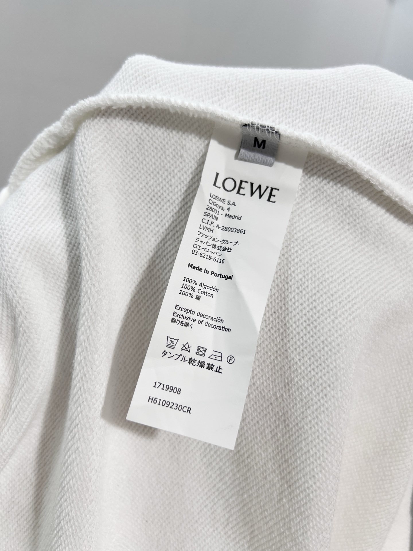 Loewe LOEWE/罗意威 2026cc 品牌 轻奢主义 简约款 彩色 字母刺绣logo 男女日常通勤穿搭 休闲短裤 套装
