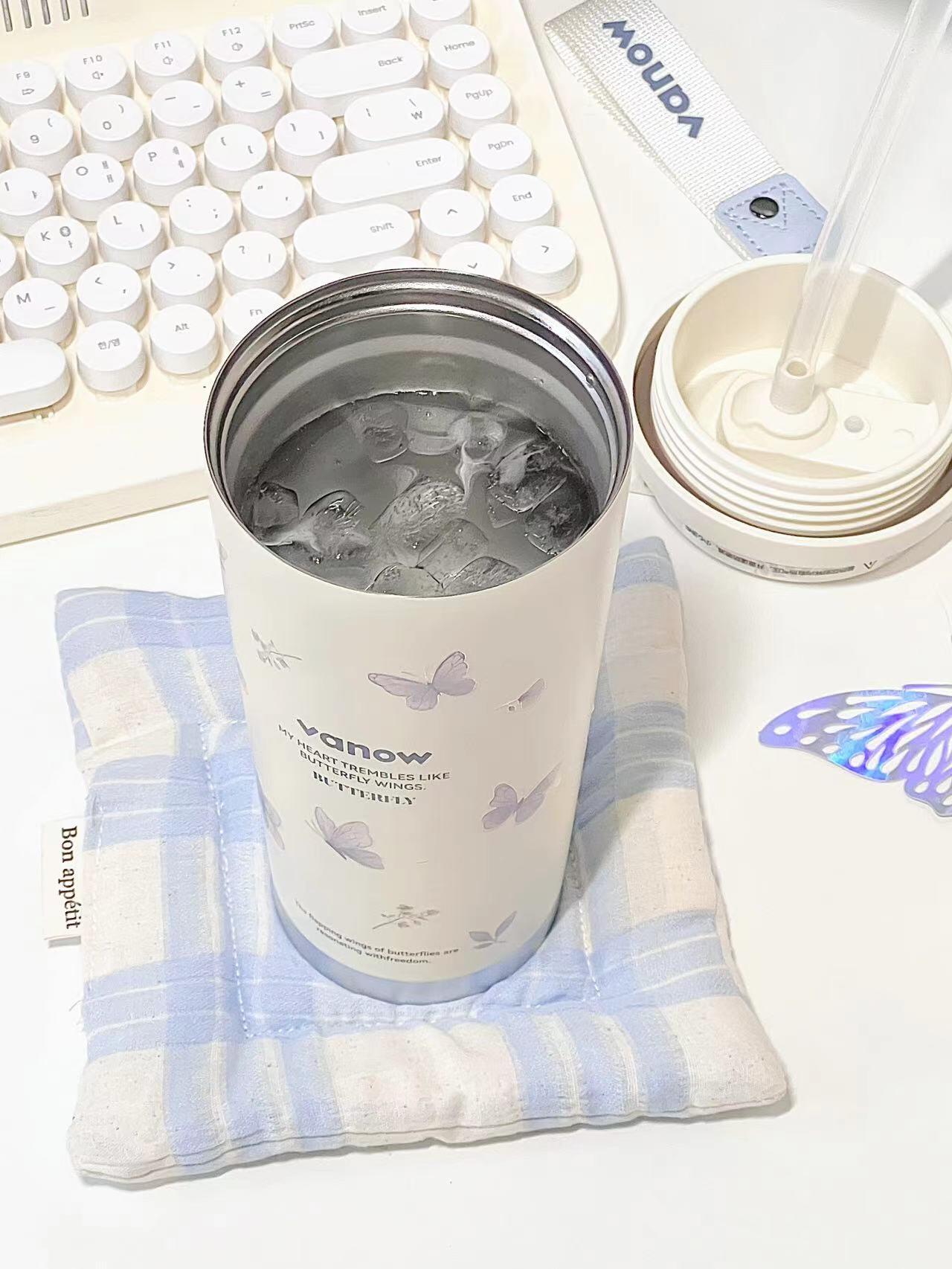 
已经被蝴蝶杯迷得神魂颠倒🦋

鎏金蝴蝶栩栩如生！

#vanow  #高颜值杯子  #杯子收藏家  #蝴蝶  #咖啡杯  #我就是个杯子控  #让你喝水有腔调的水杯  #礼物  #开学  #水杯  #vanow水杯