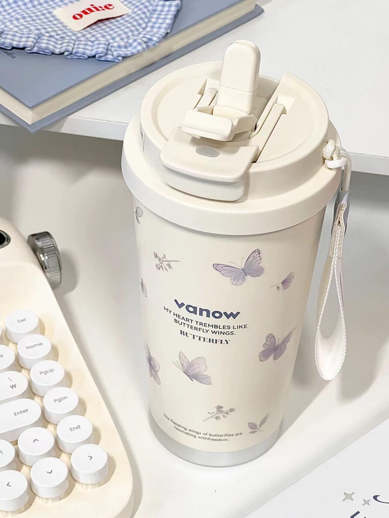 
已经被蝴蝶杯迷得神魂颠倒🦋

鎏金蝴蝶栩栩如生！

#vanow  #高颜值杯子  #杯子收藏家  #蝴蝶  #咖啡杯  #我就是个杯子控  #让你喝水有腔调的水杯  #礼物  #开学  #水杯  #vanow水杯