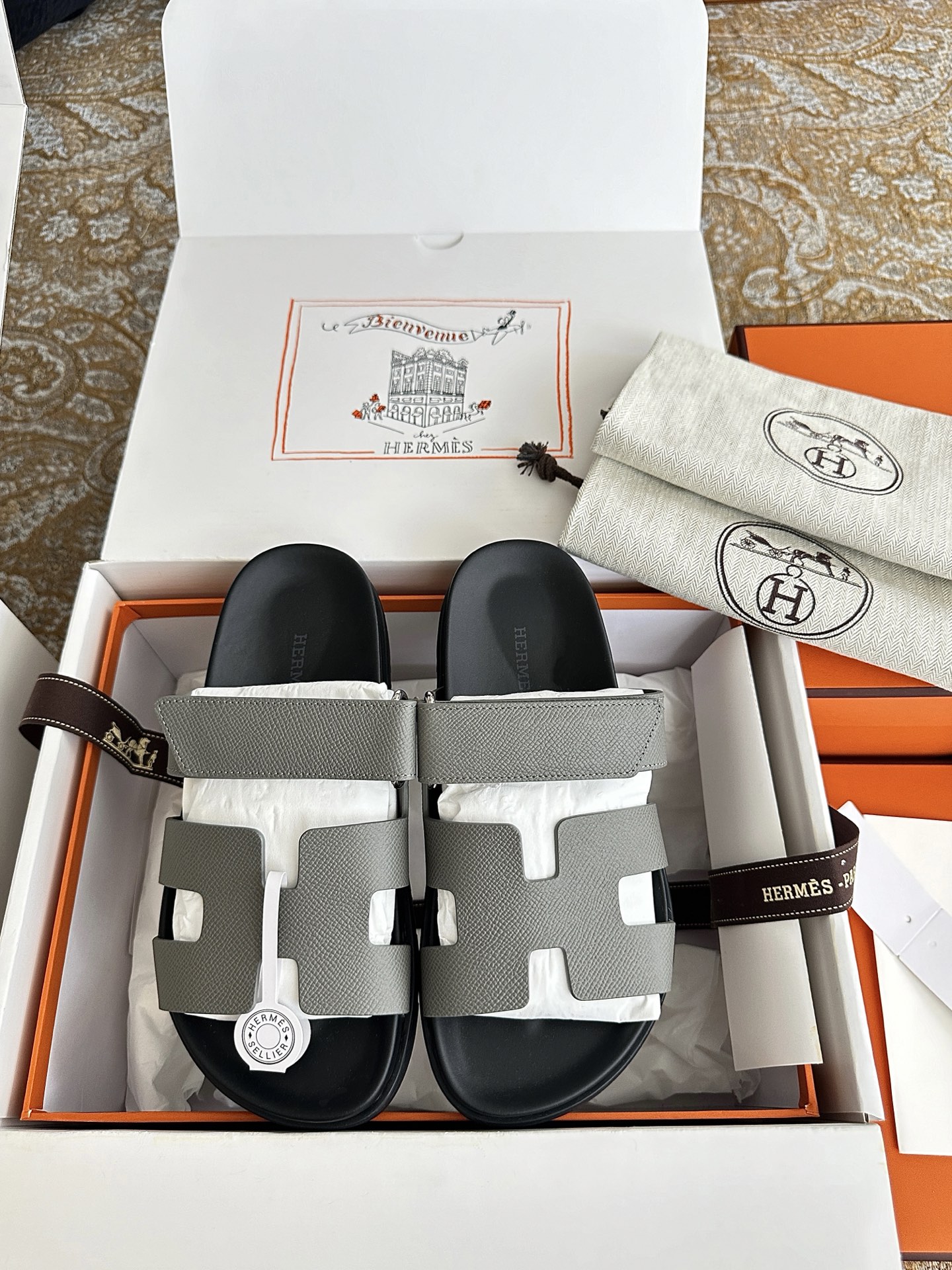NO:413818,Gray palm-print leather, slippers, slippers19860909灰色掌纹皮,拖鞋,slippers,Women's Shoes