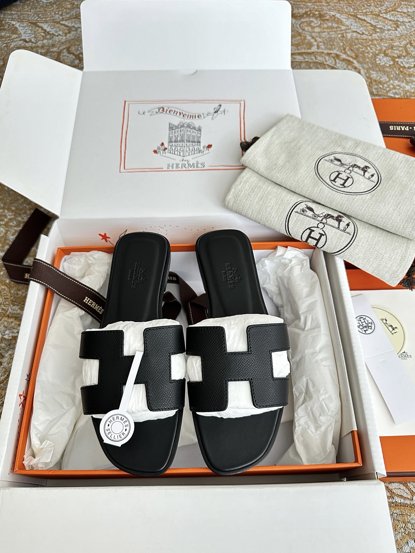 NO:413798,Black palm-print leather, slippers, slippers19860909黑色掌纹皮,拖鞋,slippers,Women's Shoes
