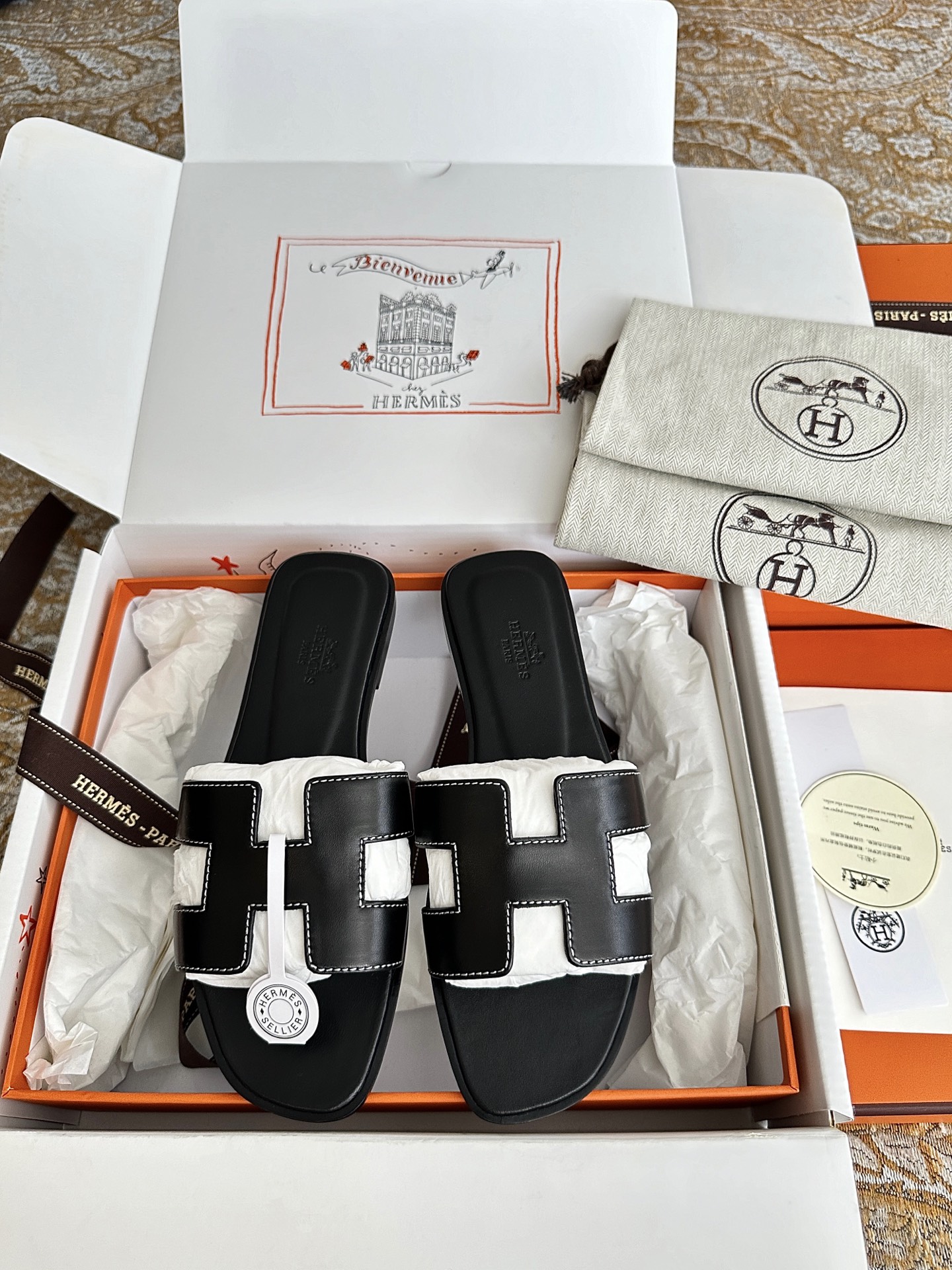 NO:413814,Black cowhide, slippers, slippers, cowhide19860909黑色牛皮,拖鞋,slippers,cowhide,Women's Shoes