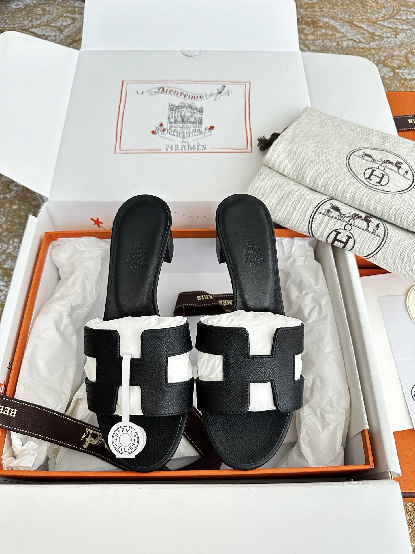 NO:413795,Black palm-print leather, slippers, slippers19860909黑色掌纹皮,拖鞋,slippers,Women's Shoes