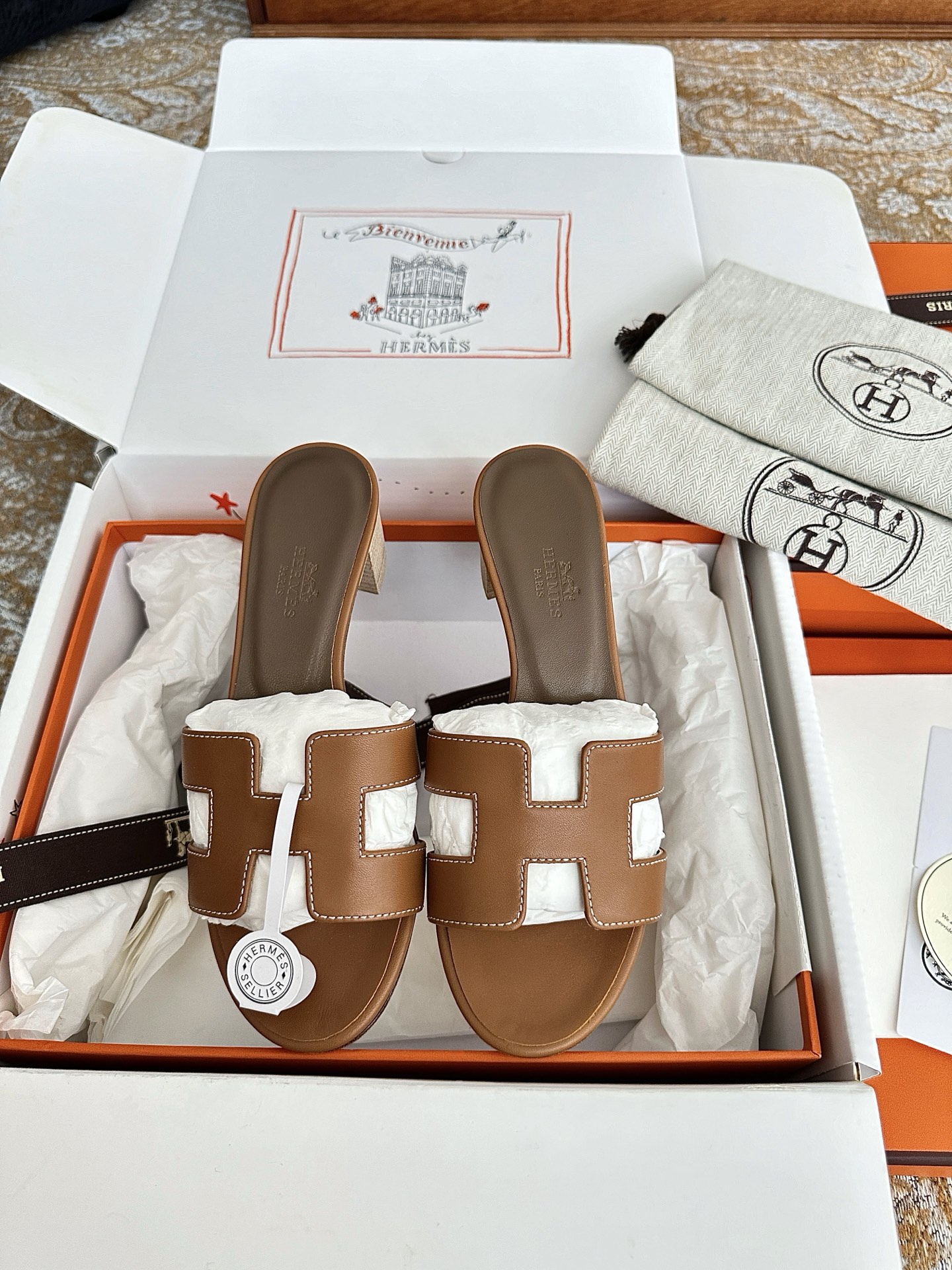 NO:413816,brown cowhide, slippers, slippers, cowhide19860909棕色牛皮,拖鞋,slippers,cowhide,Women's Shoes
