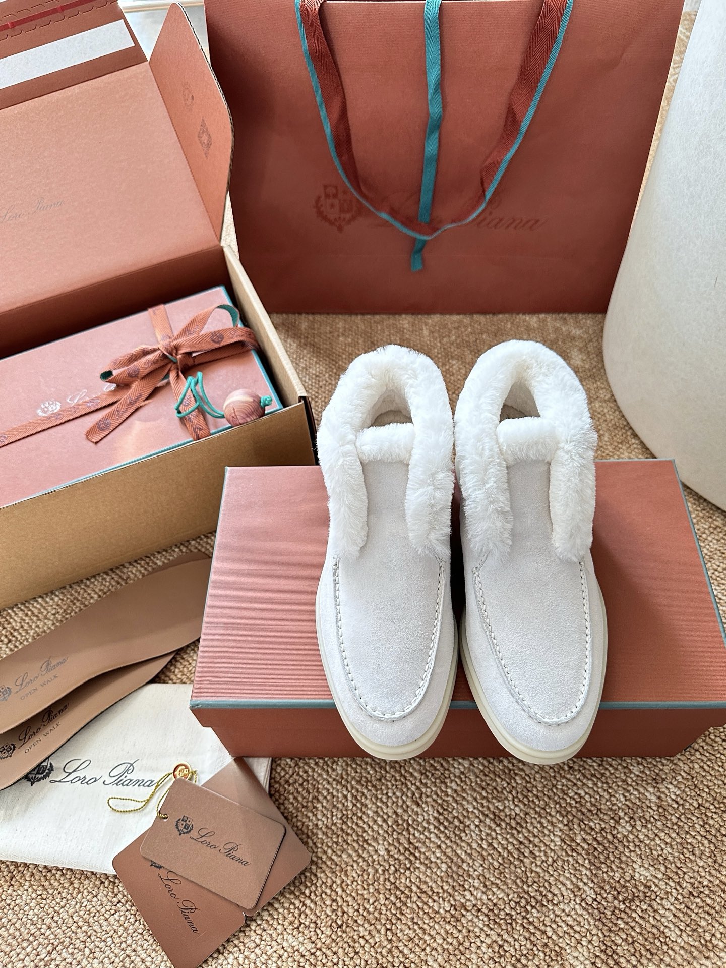 NO:693876,Off-white, loafers, fur shoes, loafers19860909灰白色,乐福鞋毛毛鞋,loafers,Women's Shoes