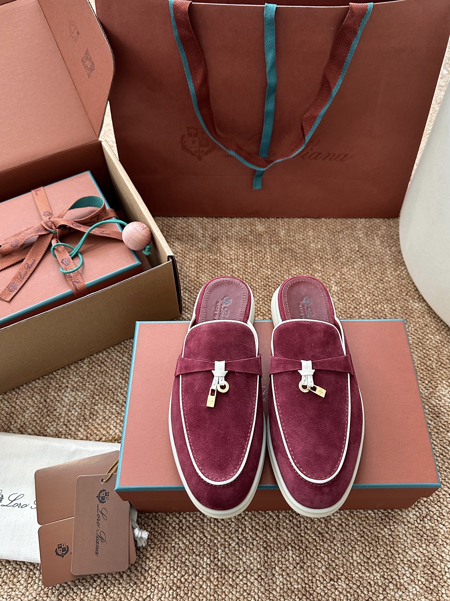 NO:693934,red beans, loafers and half slippers, loafers19860909红豆,乐福鞋半拖,loafers,Women's Shoes