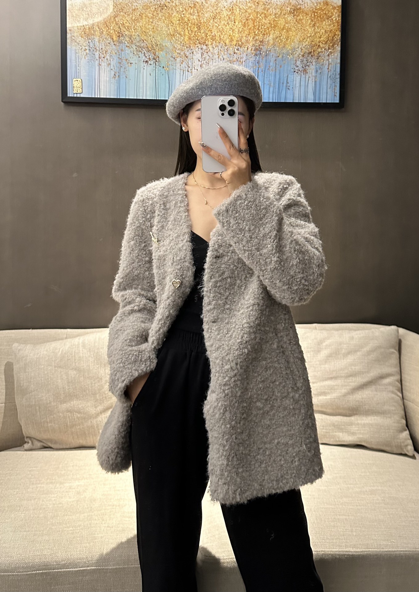 High-Quality Women’s Suit and LV Dustproof Bag Support, Green Fur 2024 Lamb-Gas Jacket. - 图片 4