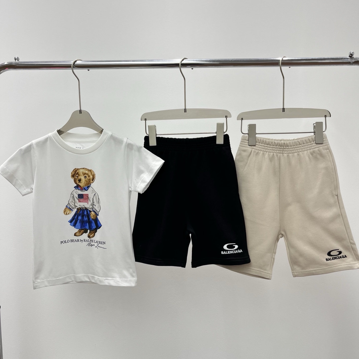 Camiseta de manga corta, pantalones cortos, nuevo producto, conjunto de verano de manga corta. Tallas de camiseta: 100-…