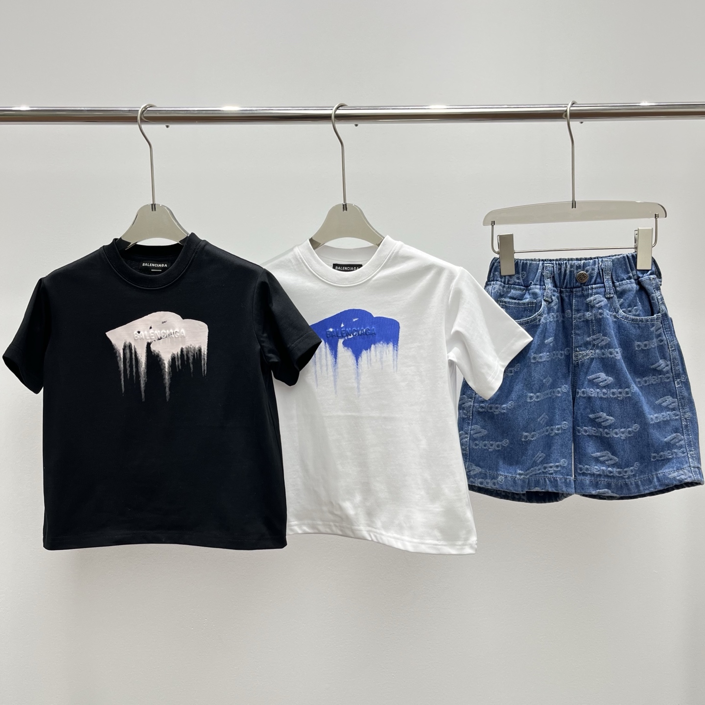 Camiseta de manga corta, pantalones cortos de mezclilla, nuevo, conjunto de camiseta Balenciaga, talla 100-160