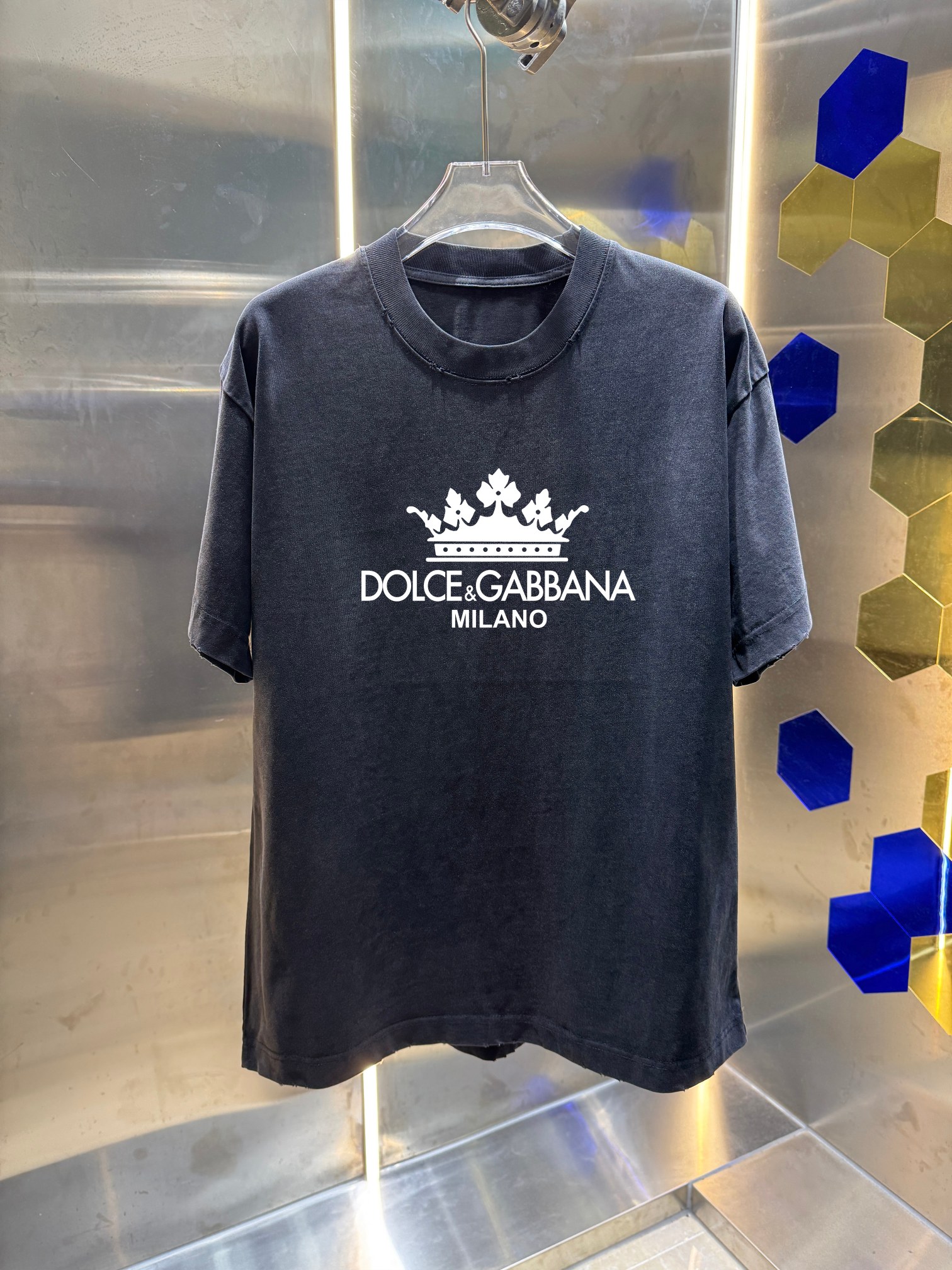 P95 DG/Dolce & Gabbana 2026ss Logo estampado minimalista y versátil, lavado y desgastado, cuello redondo de 320g, camis…