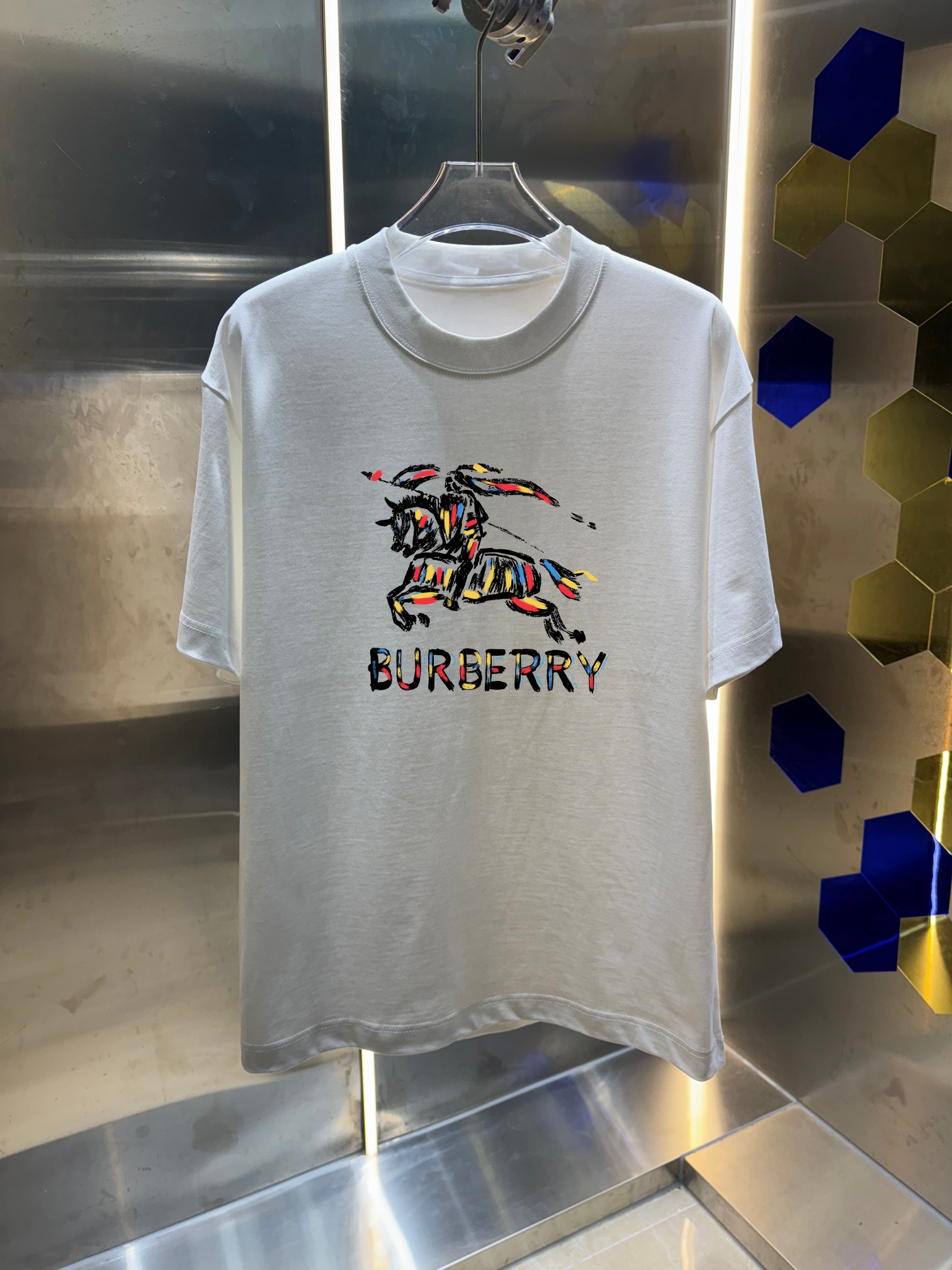 P80 Burberr* Baba* 2026 nuevo estilo primavera y verano, letras clásicas, tecnología de impresión, casual y suelta, cam…