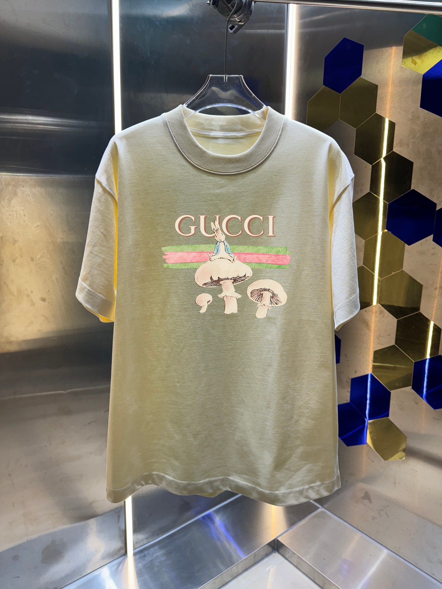 P80 GUCC * Gucci 2026 nuevo estilo primavera y verano, diseño de impresión de letras personalizado, versión de alta gam…