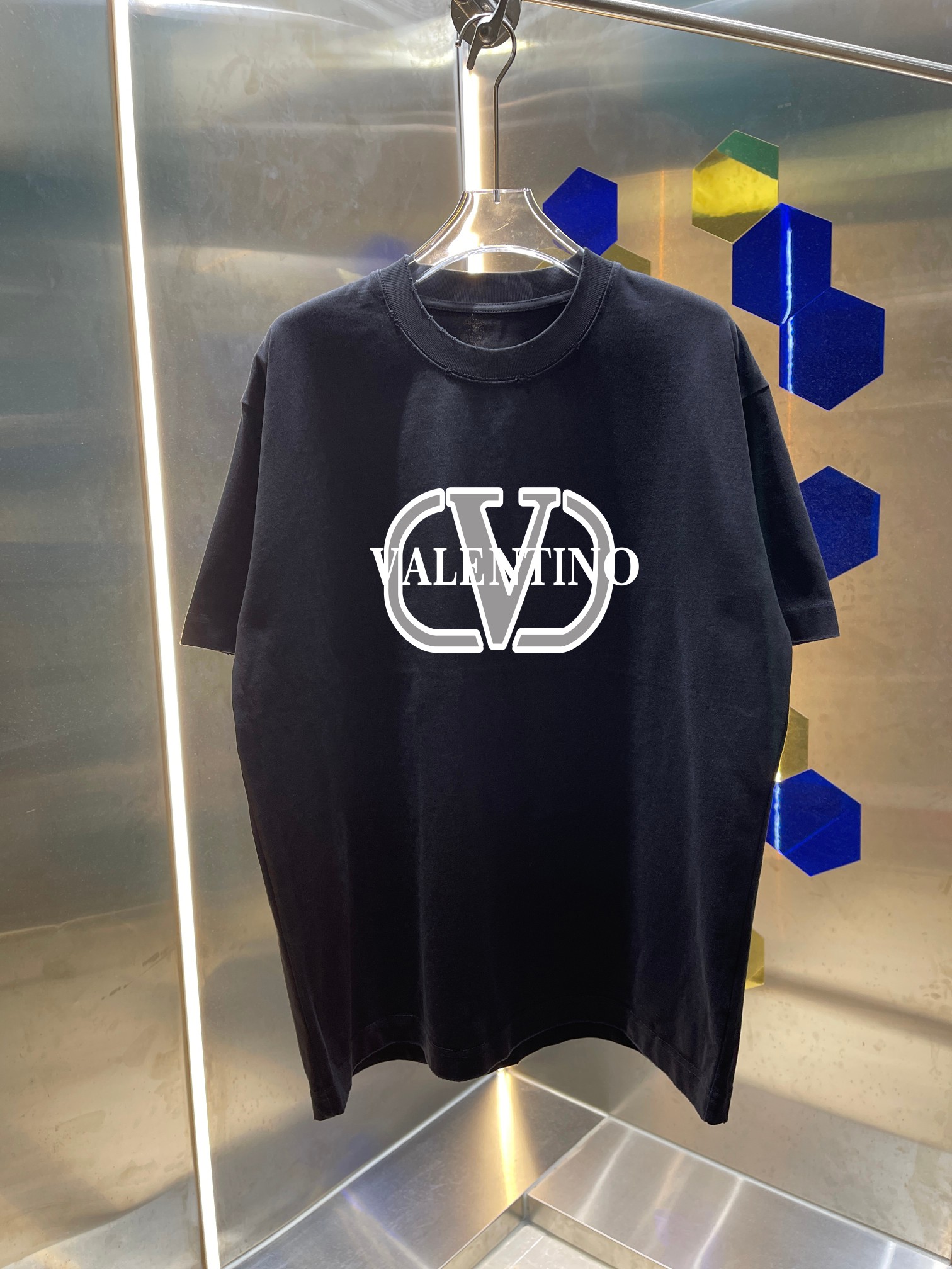 P90 VALENTIN* Valentino* Nueva temporada primavera/verano 2026, camiseta de cuello redondo de manga corta de …
