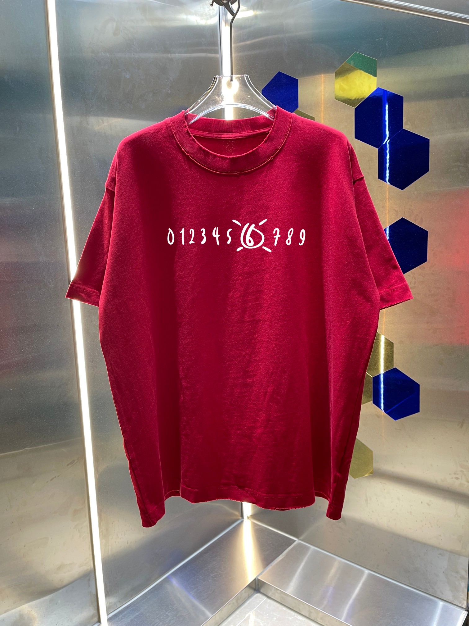 P90 MM6 Maison Margiela* Nueva temporada primavera/verano 2026, camiseta de cuello redondo y manga corta de 3…