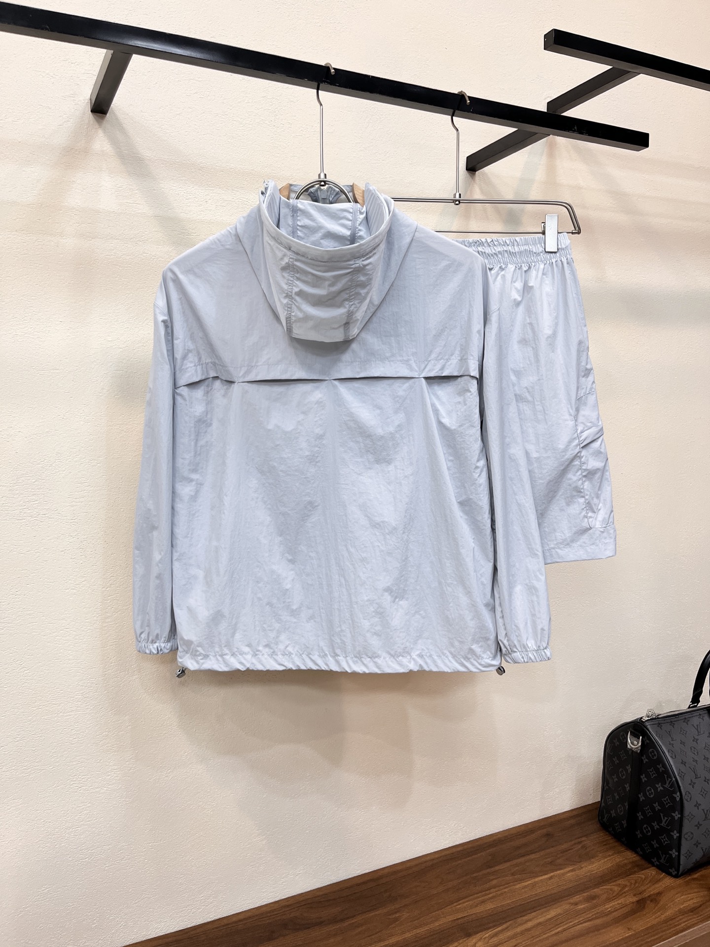 华伦天奴 盟可睐 高定典藏高级成衣风衣外套及大衣服装 #4378F4D9 2