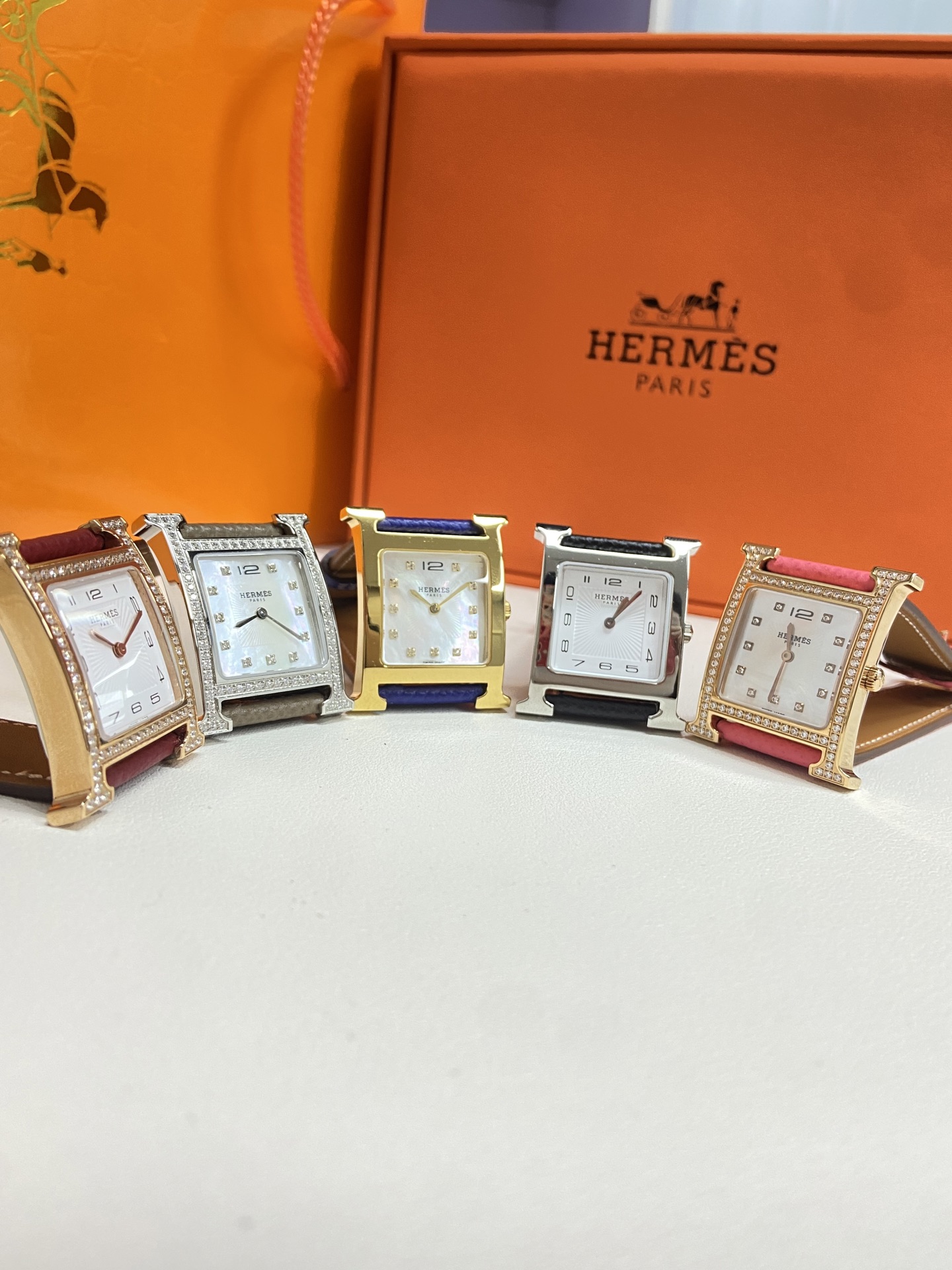 Hermès Heure H Watch: Stainless Steel Case, Alligator Leather Band, Quartz Movement 10 i1745561969827 3736 0 8