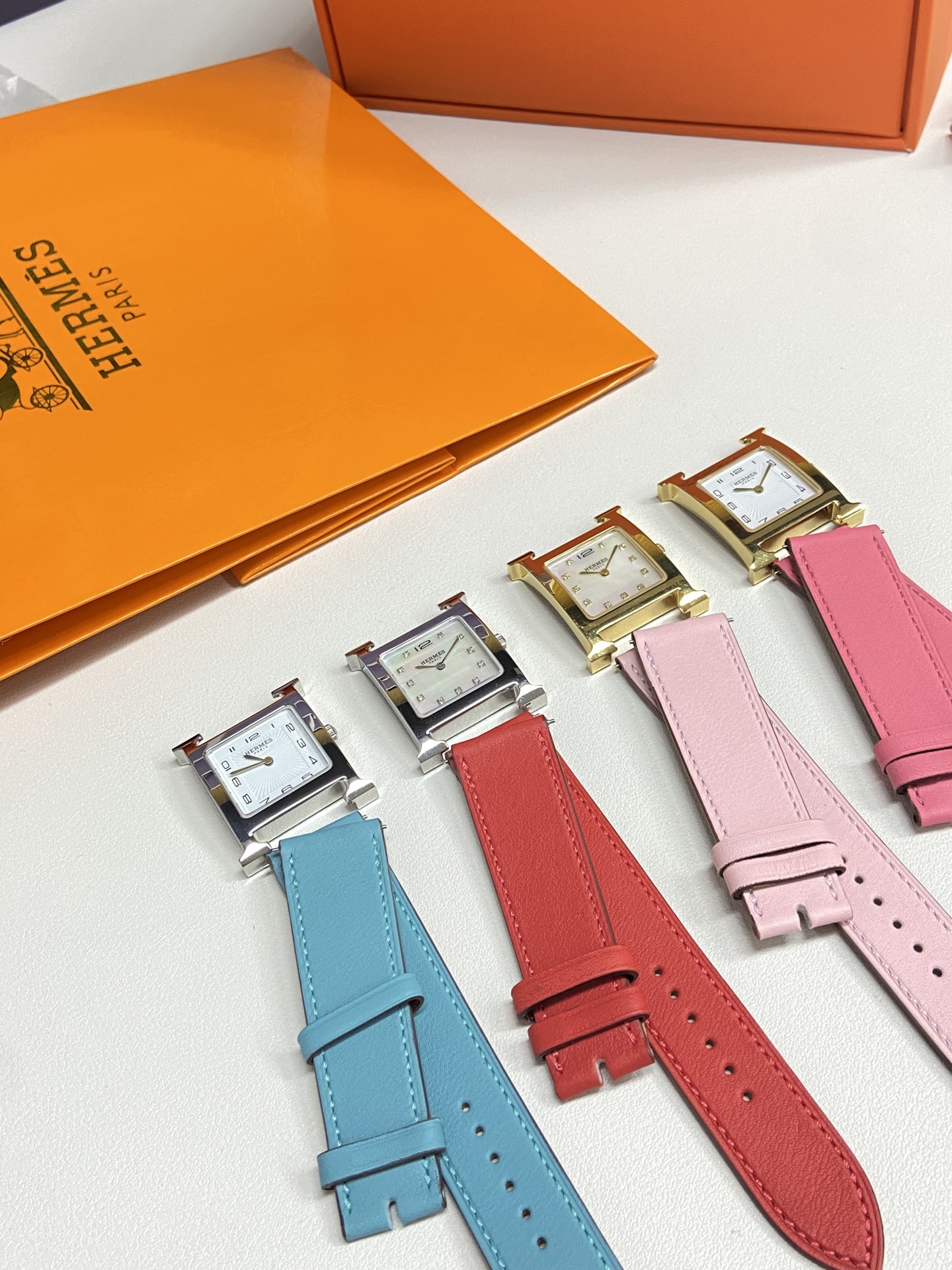 Hermès Heure H Watch: Stainless Steel Case, Alligator Leather Band, Quartz Movement 5 i1745561970751 8114 0 3