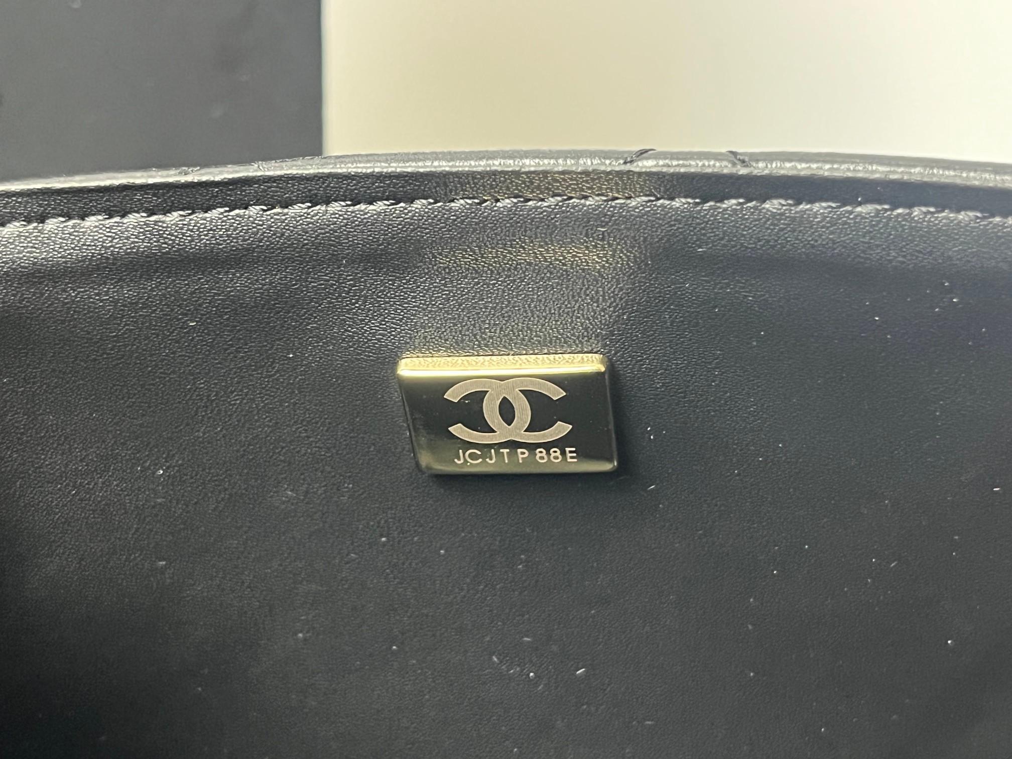 Chanel 25P Black & White Quilted Mini Bag with Ceramic CC Clasp, 12.5 x 19.5 cm 10 a1746120858706 3673
