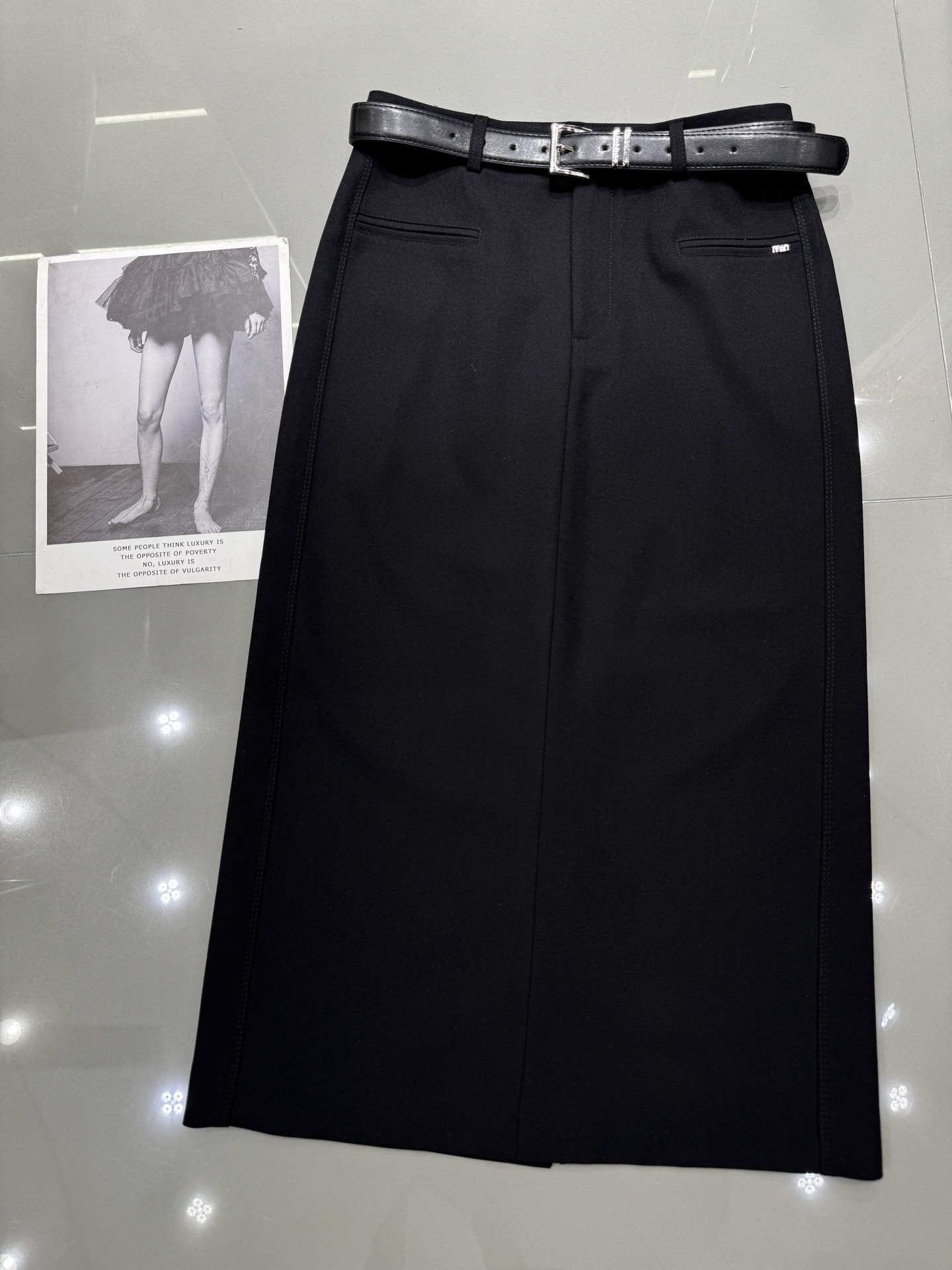 NO:314246,Miumiu new style belt long skirt, careful slit design, suit fabric, comfortable and breathable upper body, fashionable and versatile, monochrome smlxl,,miumiu, skirts, business suit, alexander wang19860909miumiu 新款 皮带长裙 小心机开叉设计 西装面料 上身舒适透气 时尚百搭 单色 smlxl,,miumiu,skirts,business suit,alexander wang,Women's clothing