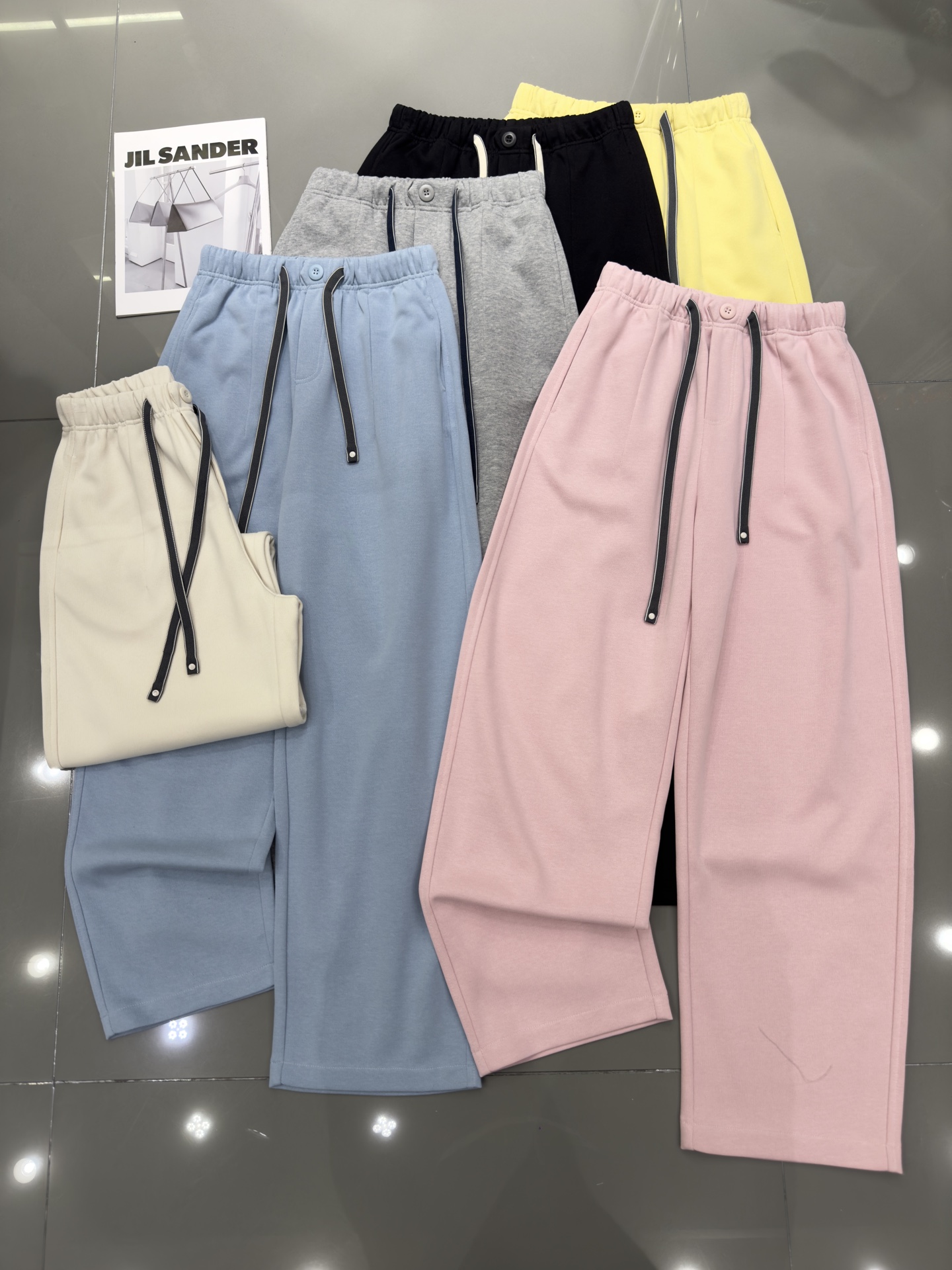 NO:314891,acne* new style, front mid button wide-leg pants, American dopamine colored scimitar pants, loose and versatile sports and casual sweatpants, six-color smlxl,,acne studios,alexander wang19860909acne* 新款 前中扣子阔腿裤 美式多巴胺彩色弯刀裤 宽松百搭 运动休闲卫裤 六色 smlxl,,acne studios,alexander wang,Women's clothing