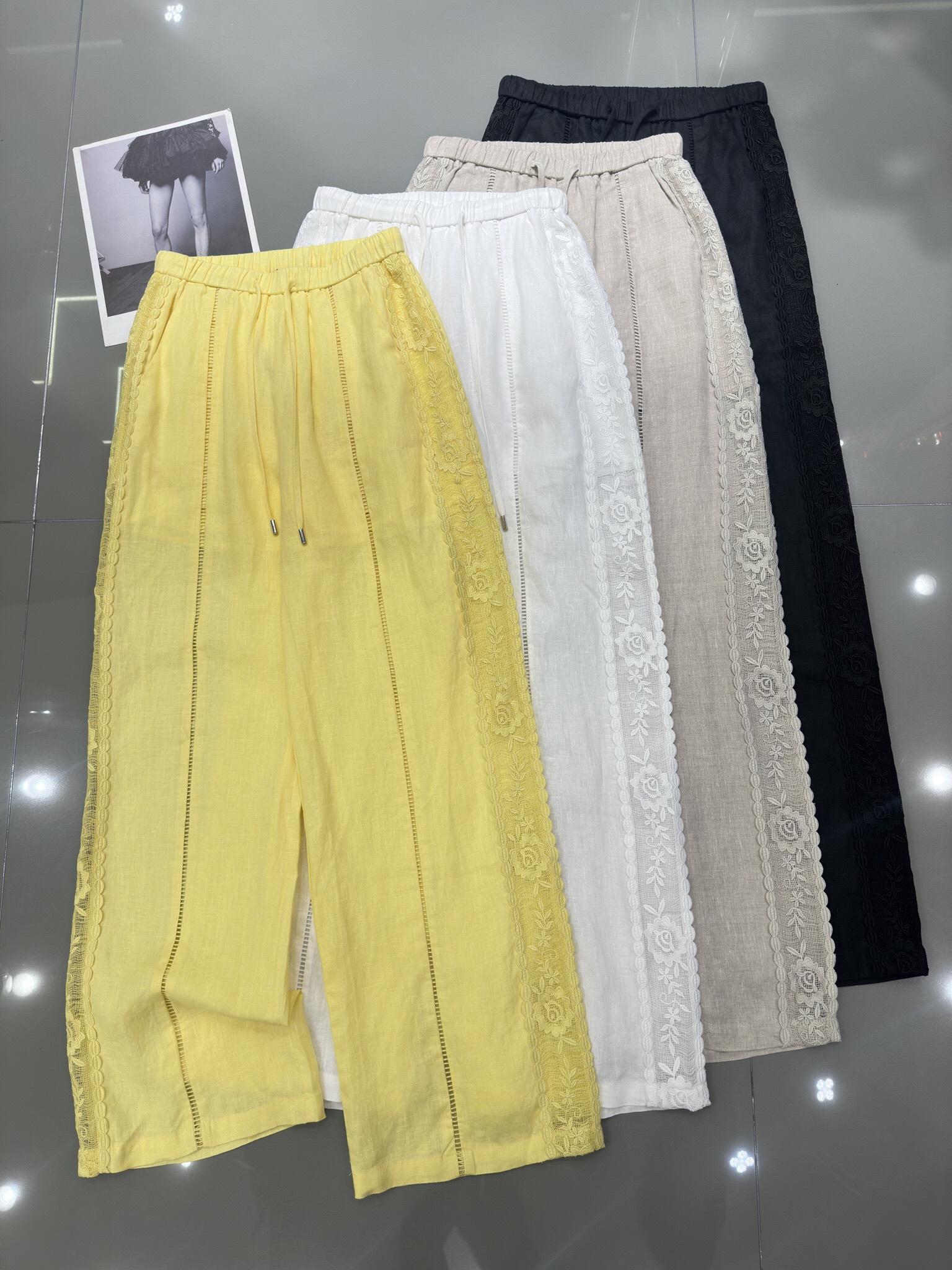 NO:328173,MiuMiu-New straps, wide-leg pants, side hollow mesh, linen fabric breathable and comfortable, versatile and slim style Recommended four-color smlxl,,miumiu,alexander wang19860909MiuMiu-新款绑带麻料阔腿裤 侧边镂空网花 亚麻面料透气舒适 百搭显瘦款 推荐推荐 四色 smlxl,,miumiu,alexander wang,Women's clothing