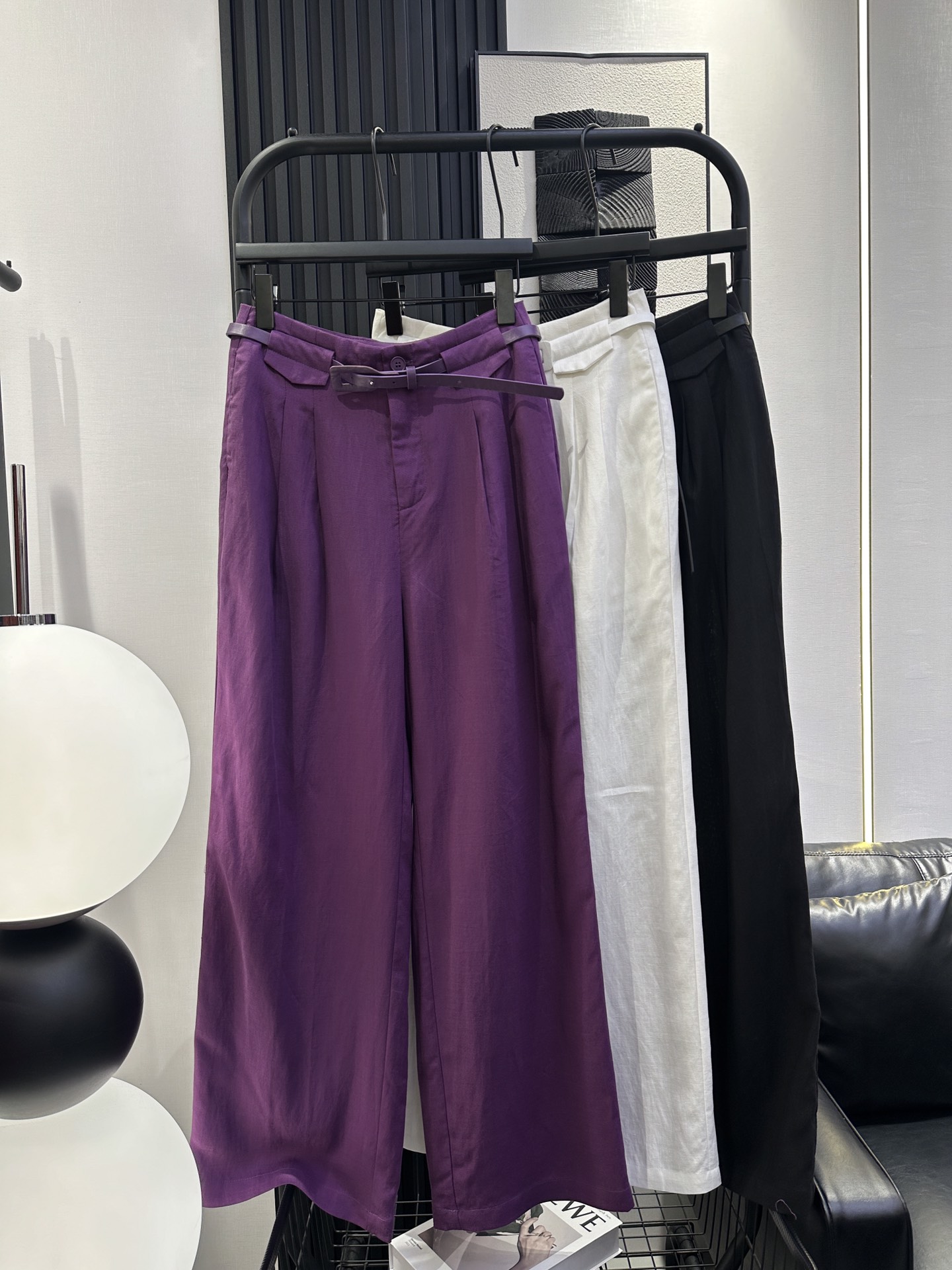 NO:409869,YSL Saint Laurent new sesame belt wide-leg pants, comfortable upper body and slim, full of lazy feeling, good color and super positive style Recommended three-color smlxl,,saint laurent,saint laurent,alexander wang19860909YSL圣罗兰新款麻料皮带阔腿裤 上身舒适显瘦 慵懒感十足 颜色好看 版型超正 推荐 三色 smlxl,,saint laurent,saint laurent,alexander wang,Women's clothing