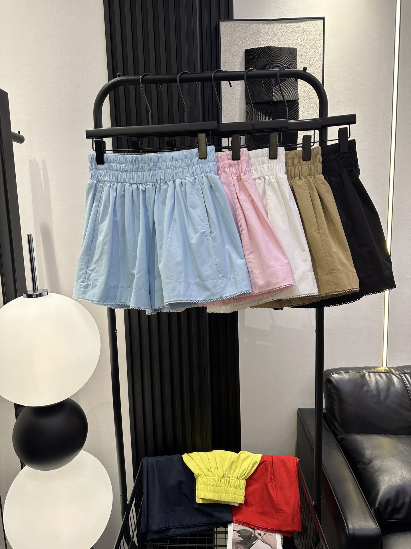 NO:412451,190miumiu - New dopamine lace spliced ​​puff shorts, elastic high waist simple style, loose and slim, versatile, top body lazy 8 colors smlxl,,miumiu, shorts, alexander wang19860909190miumiu-新款多巴胺花边拼接蓬蓬短裤 松紧高腰简约风格 宽松显瘦遮肉百搭 上身慵懒感十足 8色 smlxl,,miumiu,shorts,alexander wang,Women's clothing