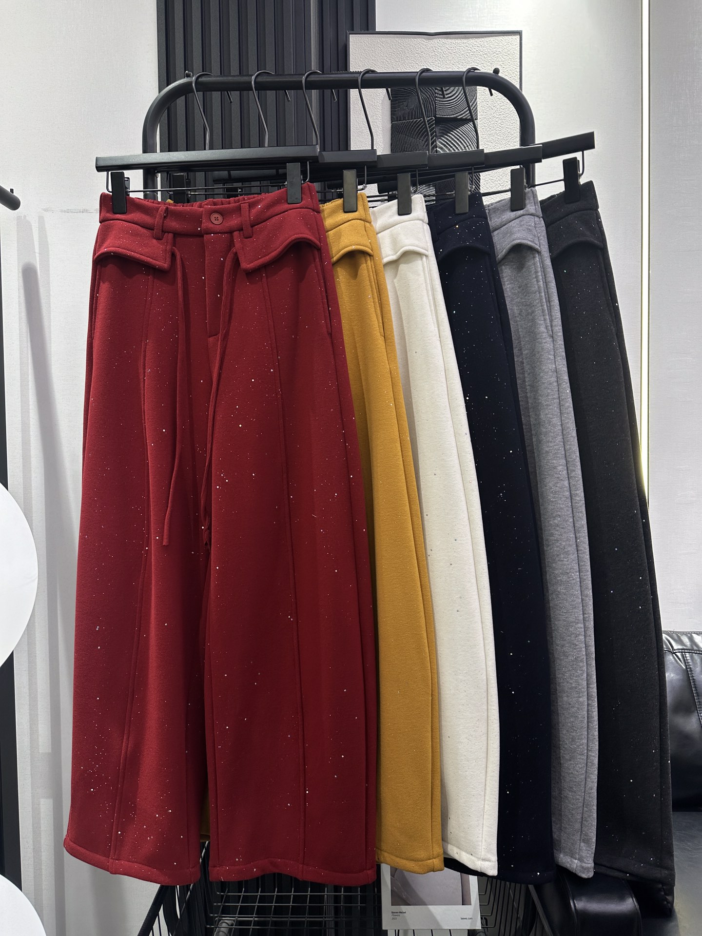 NO:667355,Alexander wang - new style glittery pink gypsophila plus velvet scimitar pants. Slightly loose fit. Fashionable style. The fabric is soft and comfortable. Keep warm in winter. Six colors. smlxl,, , 19860909Alexander wang 大王-新款 闪粉满天星加绒弯刀裤 版型微宽松 版型时尚洋气 面料柔软舒适 冬季一件保暖 六色 smlxl,, , ,Women's clothing